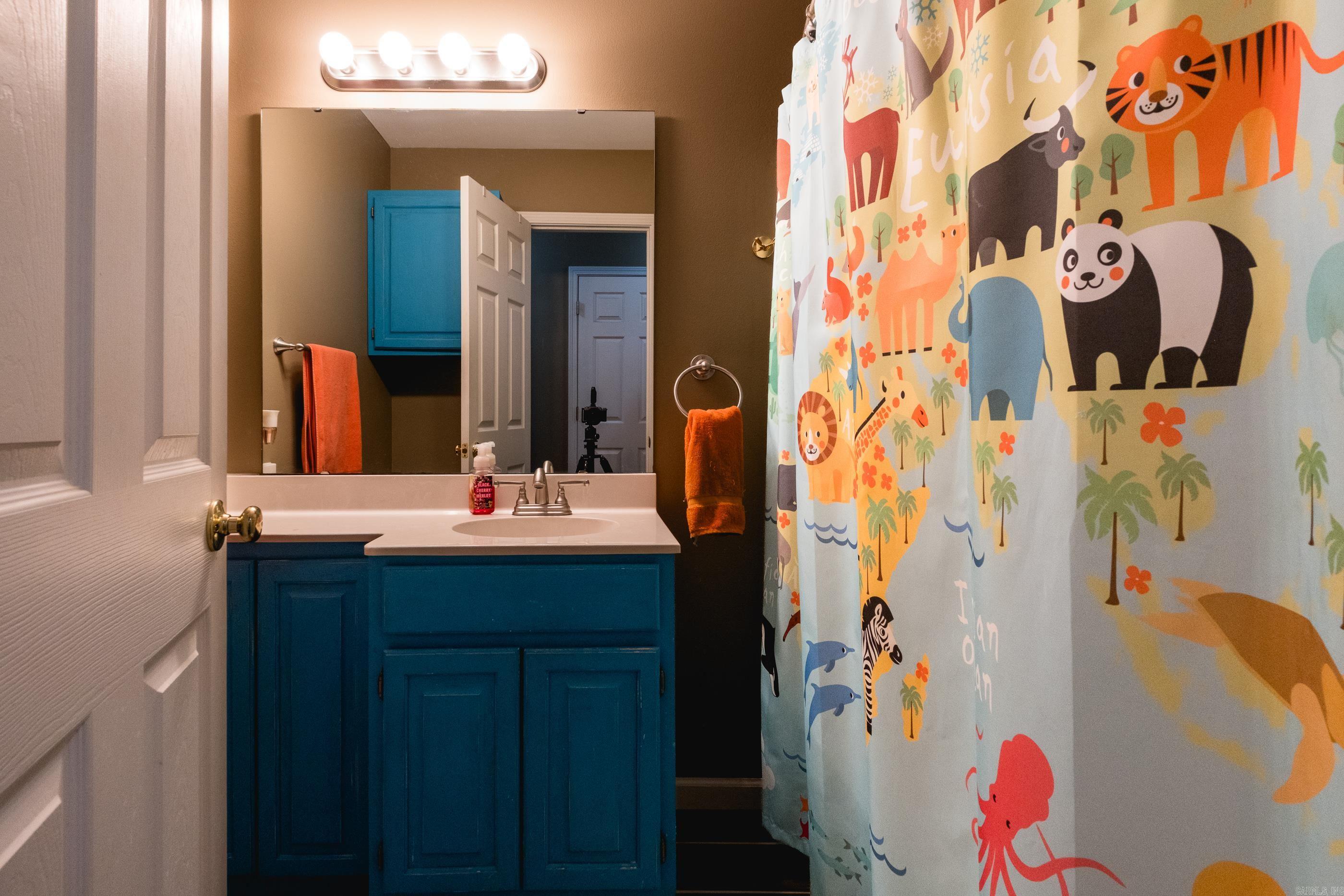 CHERRY CREEK ADDN - Residential