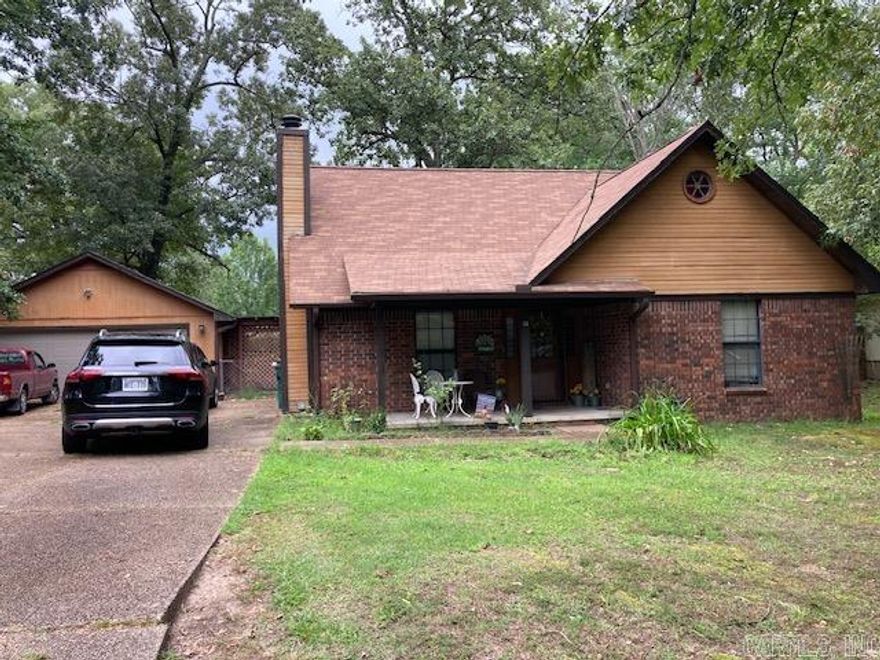 This is a great home in a quiet neighborhood within the Whitehall school district.