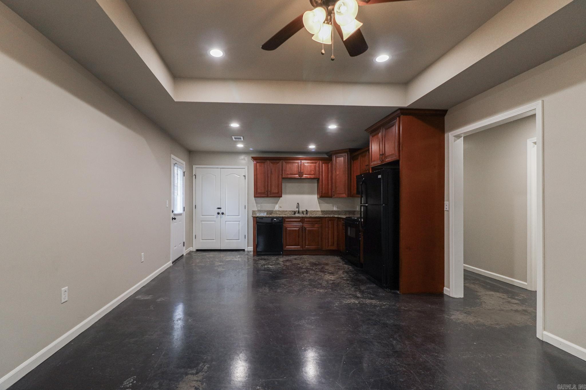 School Ridge - Residential