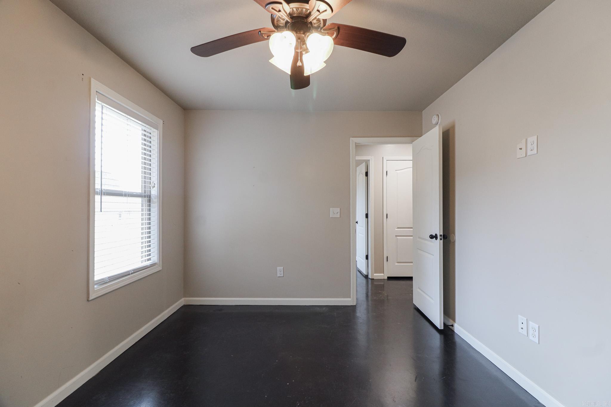 School Ridge - Residential