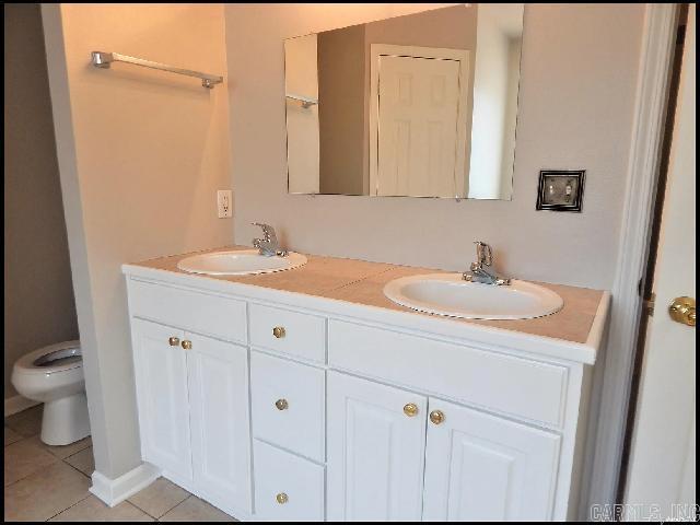 Wisteria Vineyard - Residential Lease