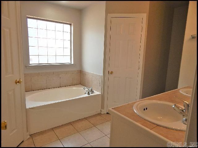 Wisteria Vineyard - Residential Lease