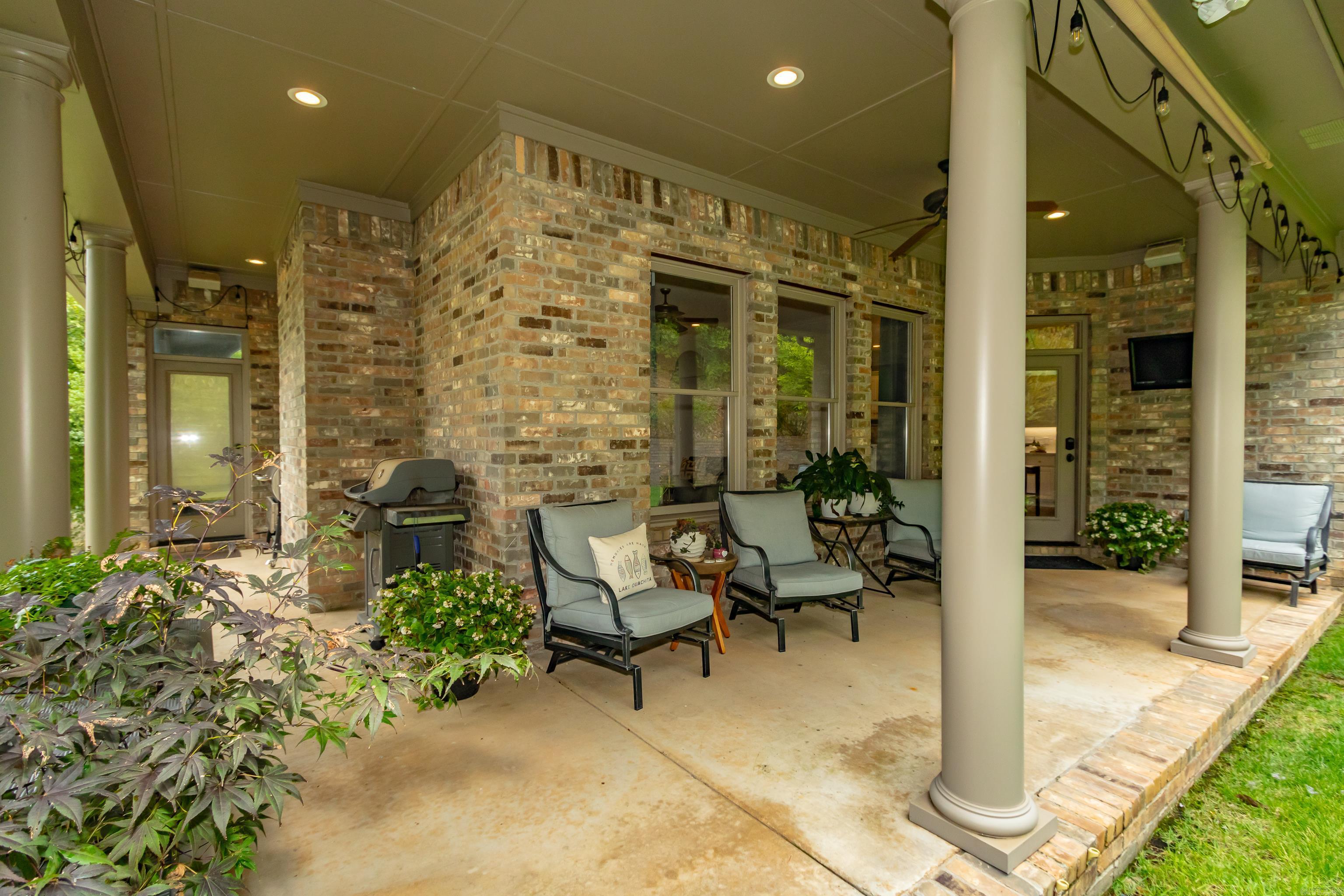 CHENAL VALLEY BELLE VALLEE THE M - Residential
