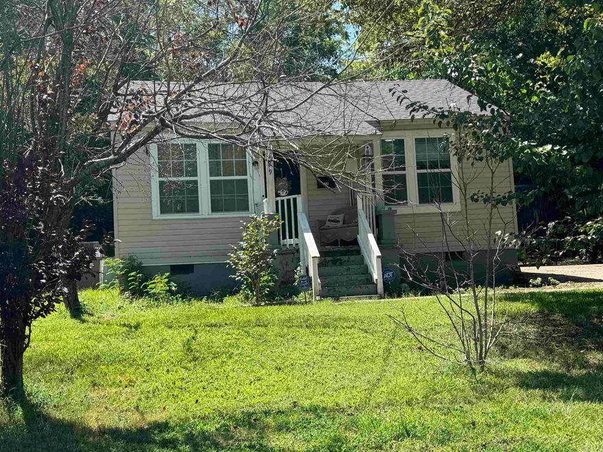 Fixer upper, investor special