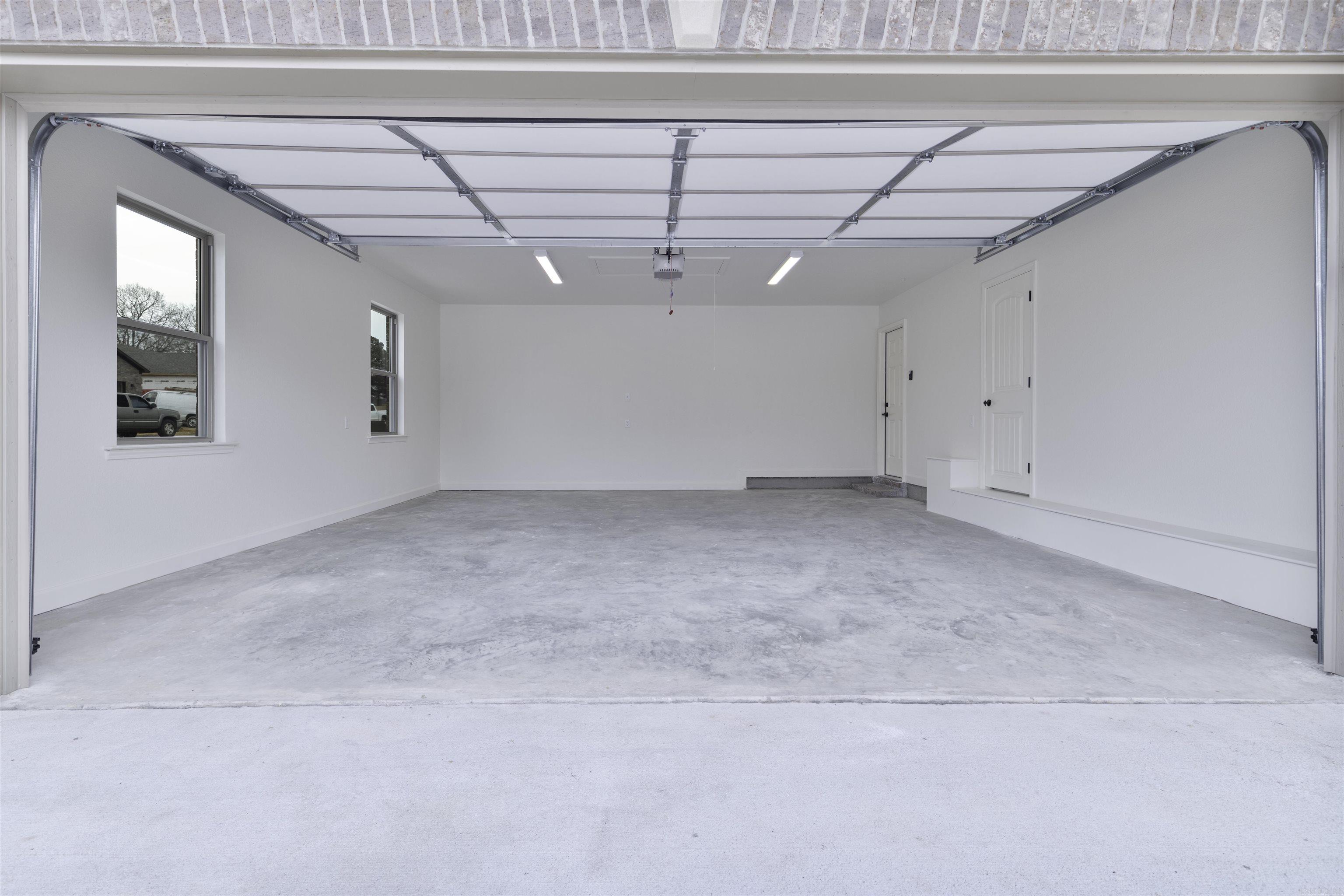 Autumbrook - Residential Lease