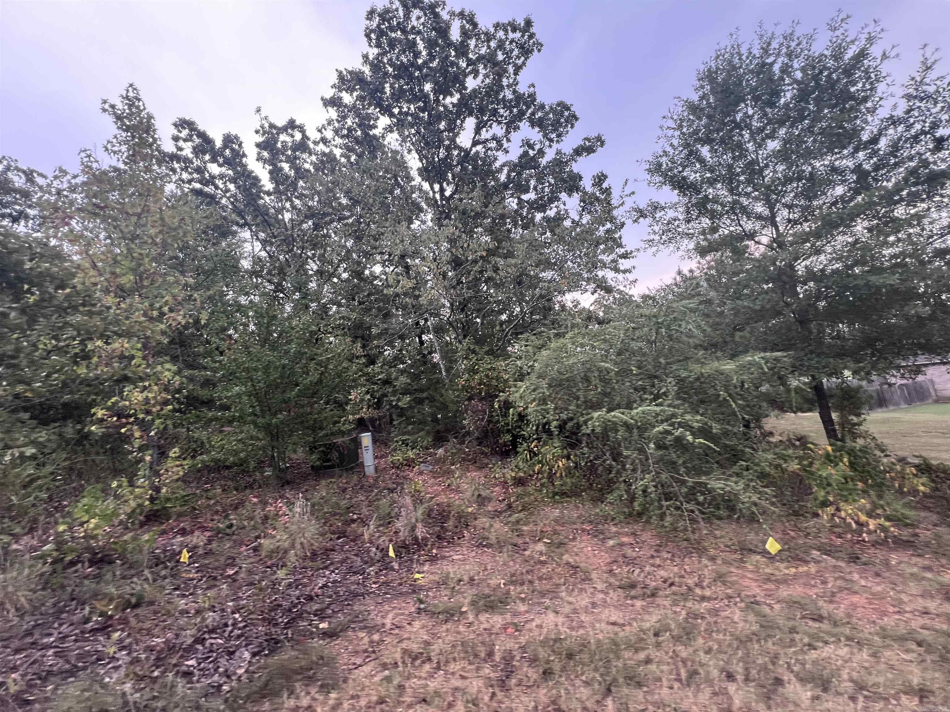 West Oaks - Land