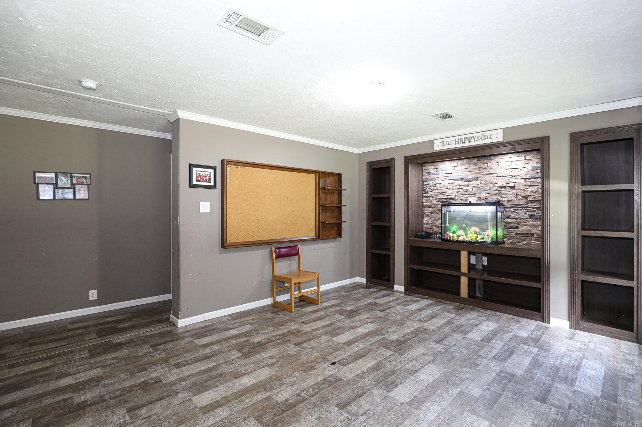 BRUSHY CREEK ESTATES - Residential