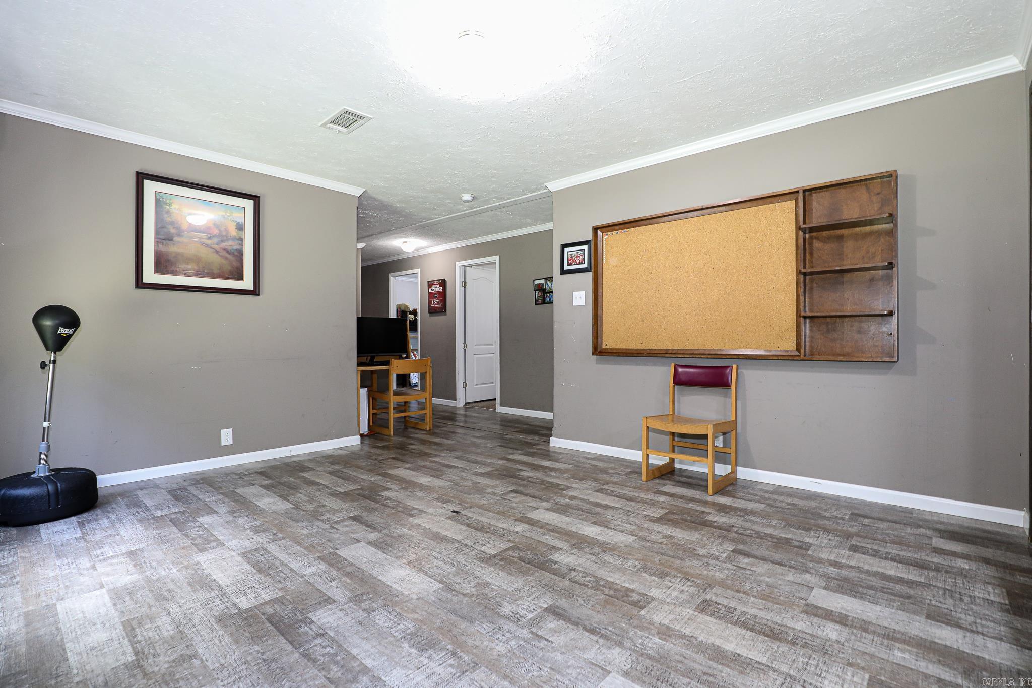 BRUSHY CREEK ESTATES - Residential