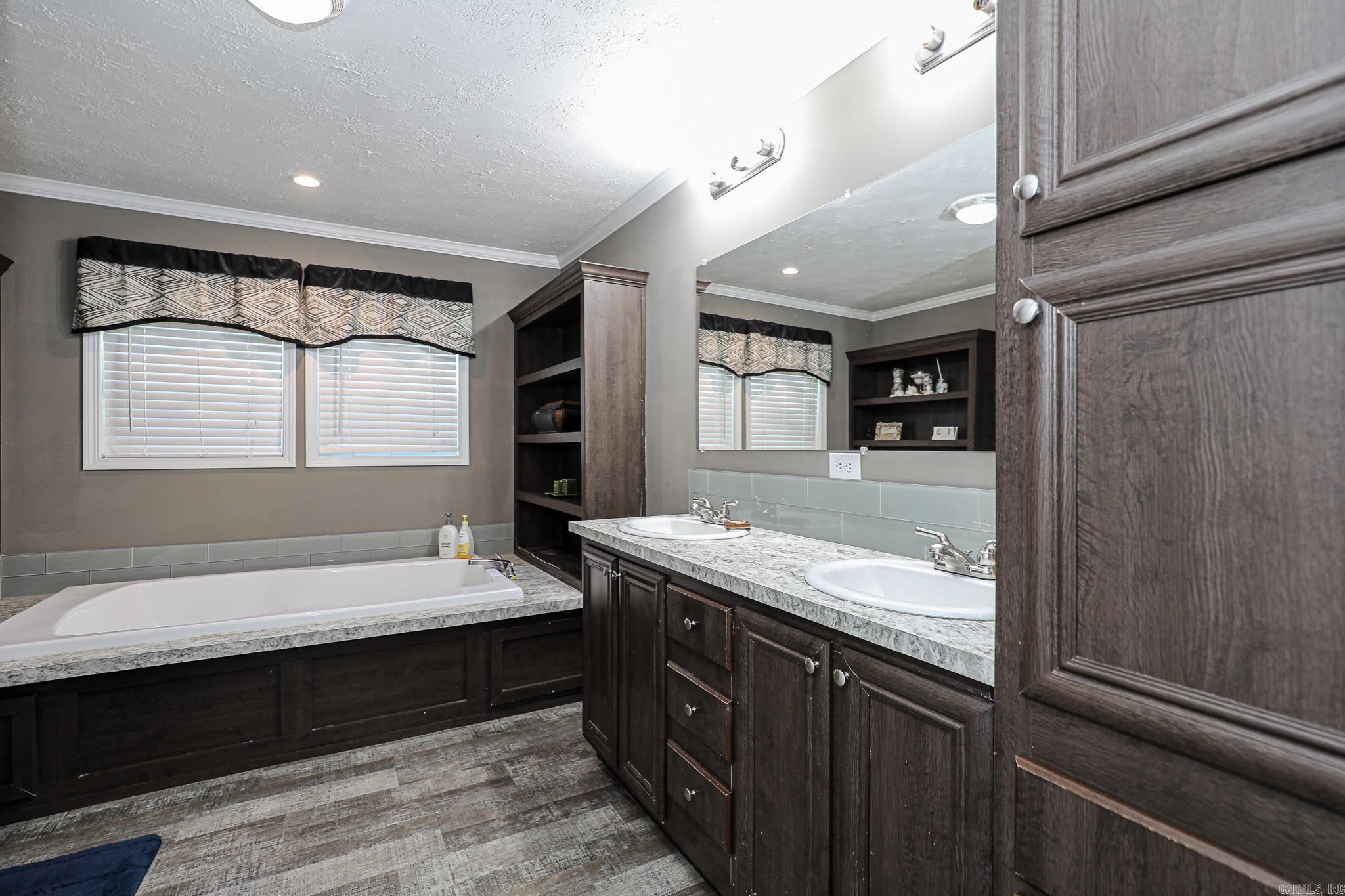 BRUSHY CREEK ESTATES - Residential