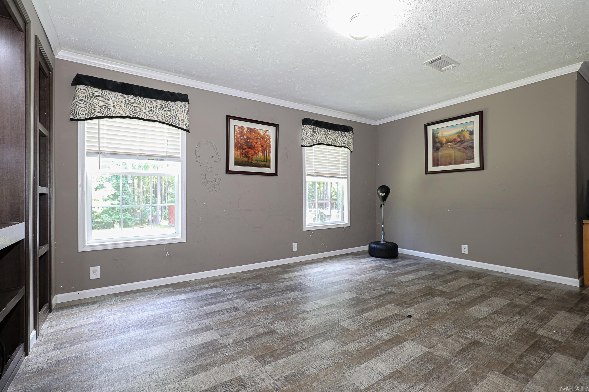 BRUSHY CREEK ESTATES - Residential