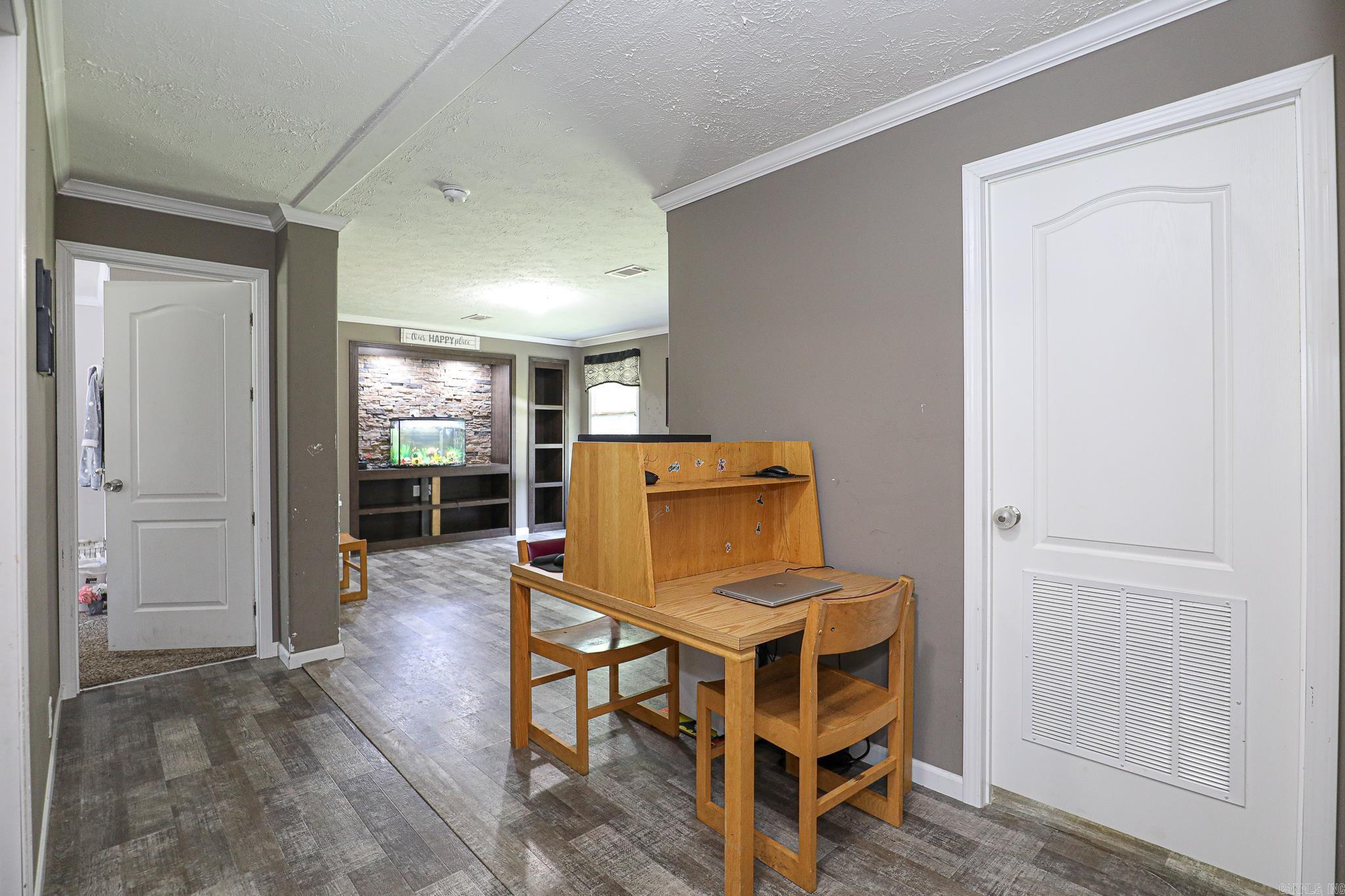 BRUSHY CREEK ESTATES - Residential