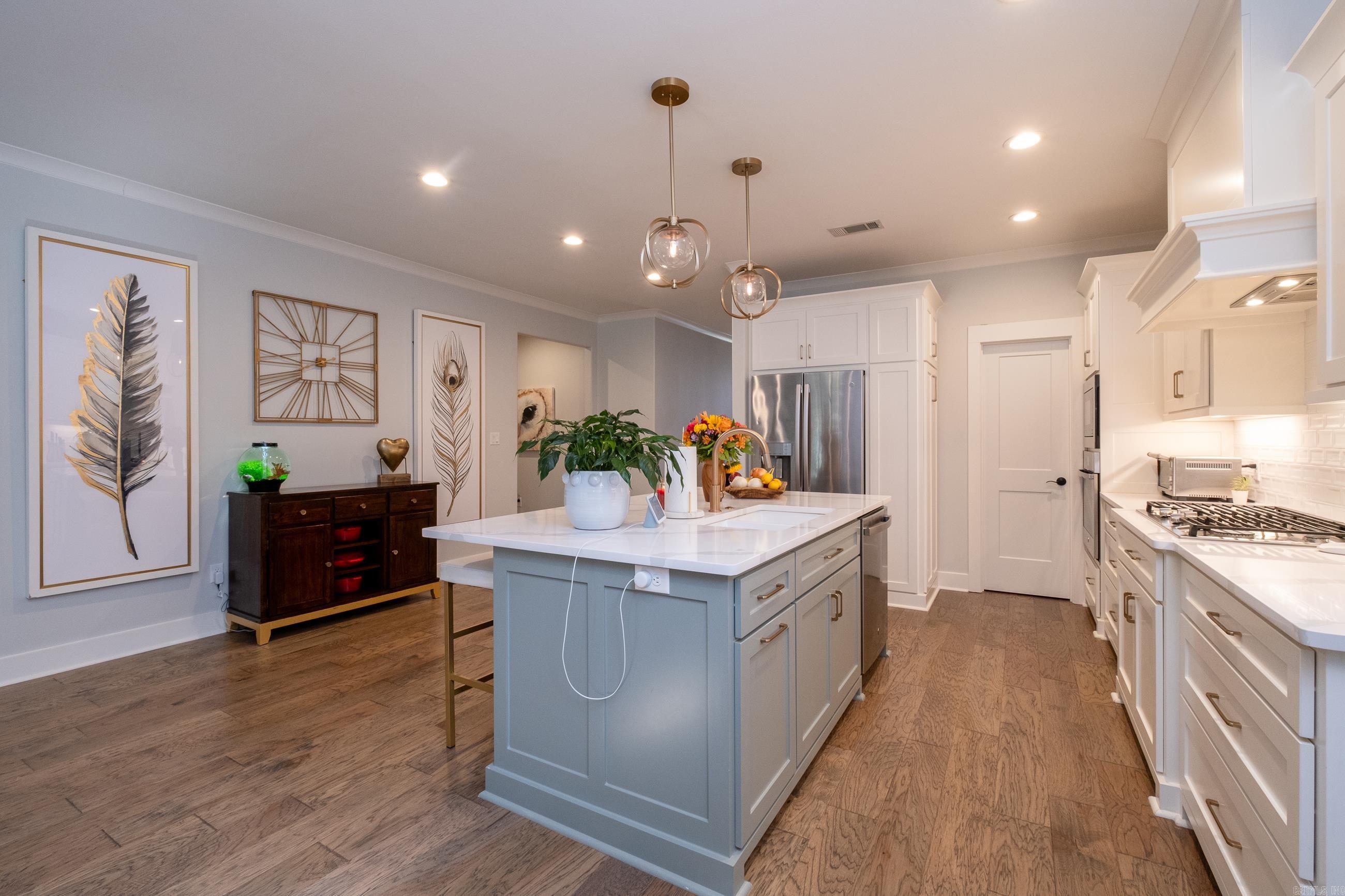 WILDWOOD PLACE - Residential