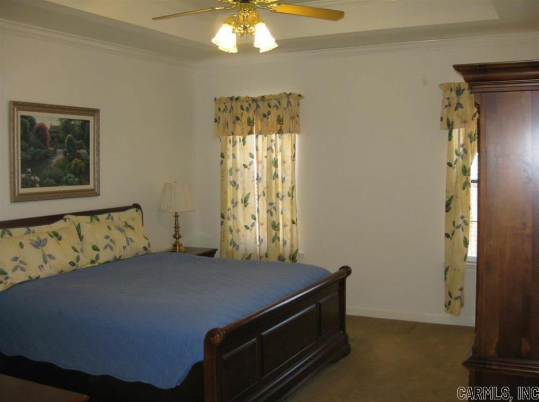 COUNTRY CLUB OF ARK THE - Residential