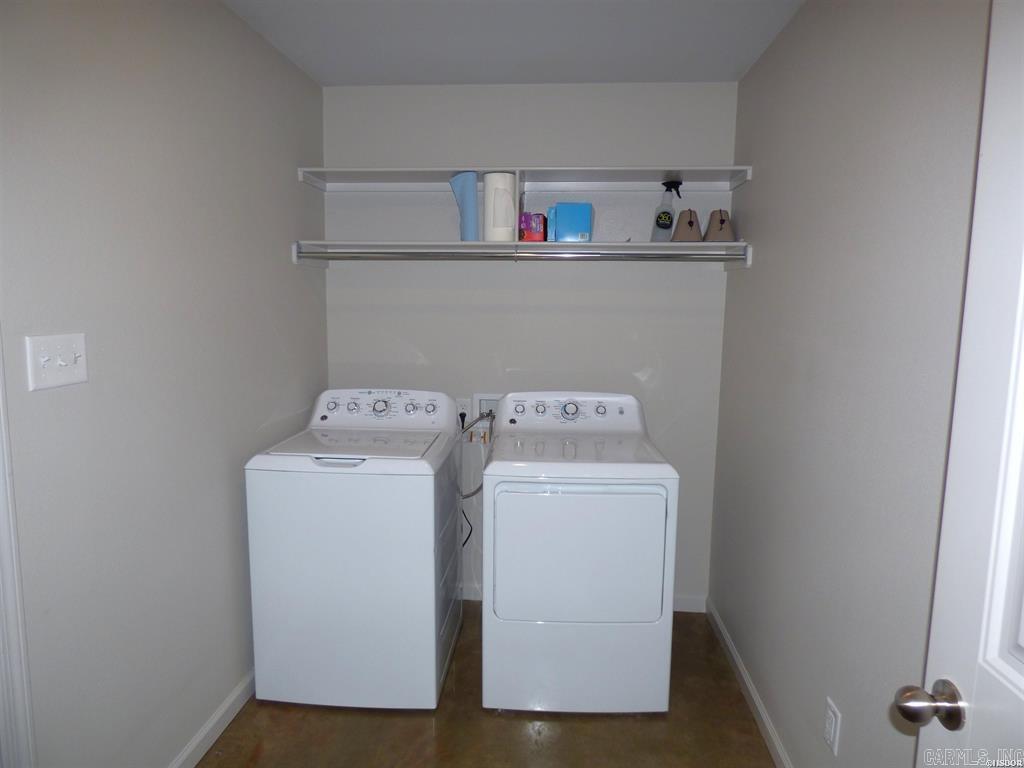 SILVER SPRINGS PH V - Residential