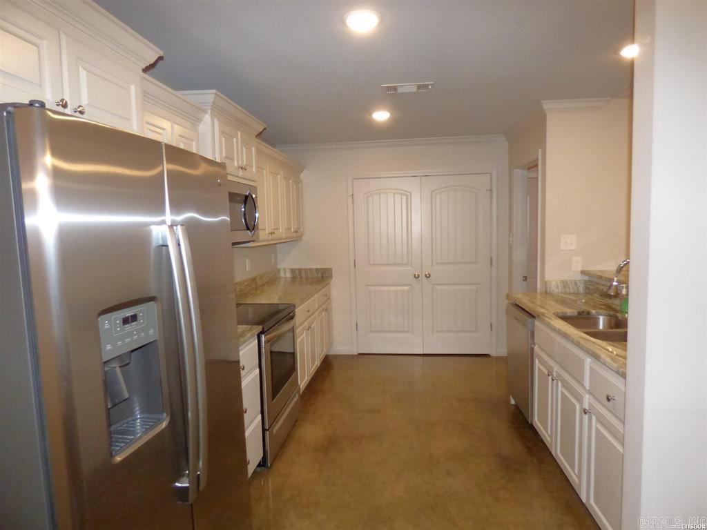 SILVER SPRINGS PH V - Residential