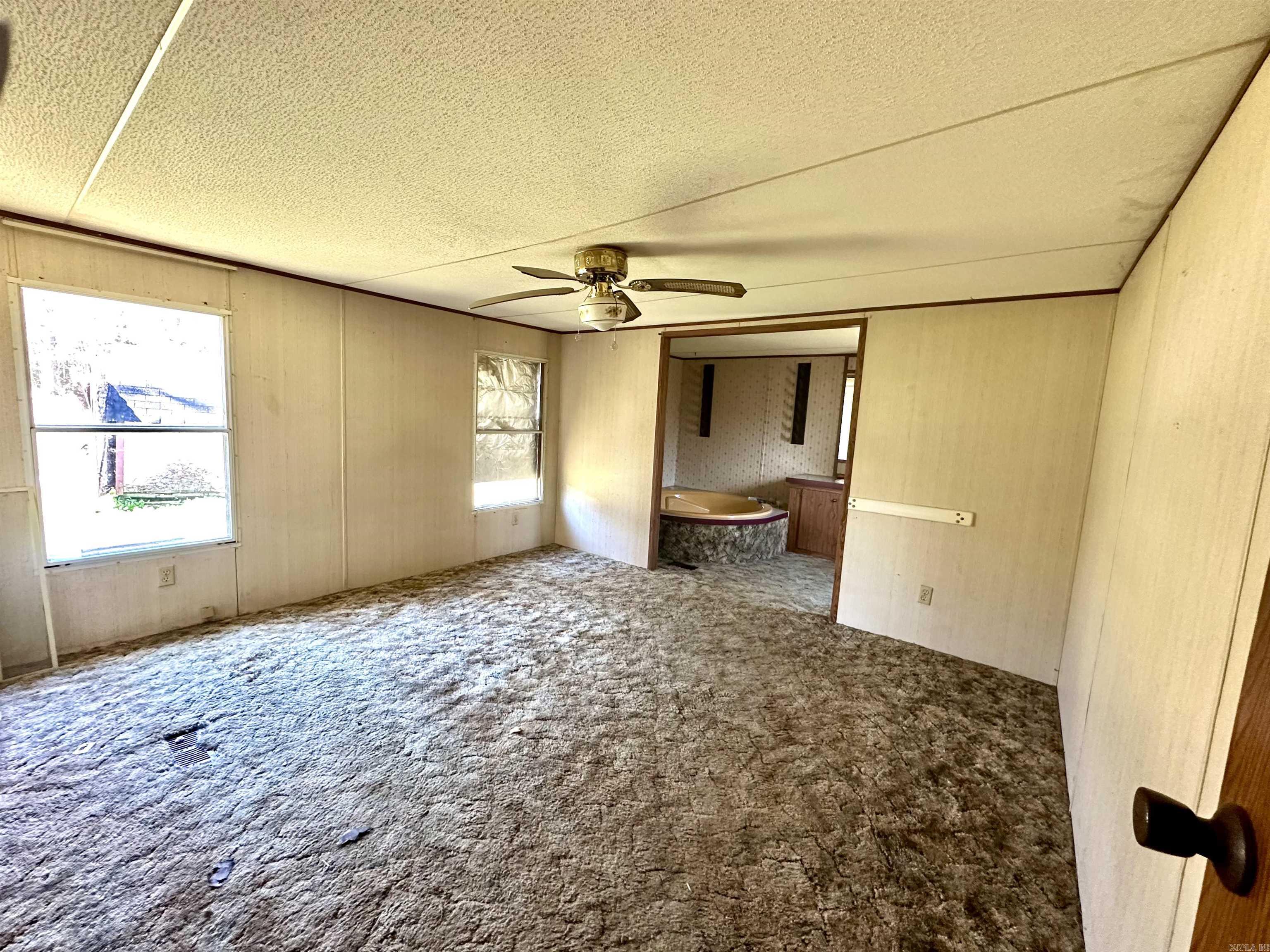 OAK RIDGE ADD TO COVE - Residential