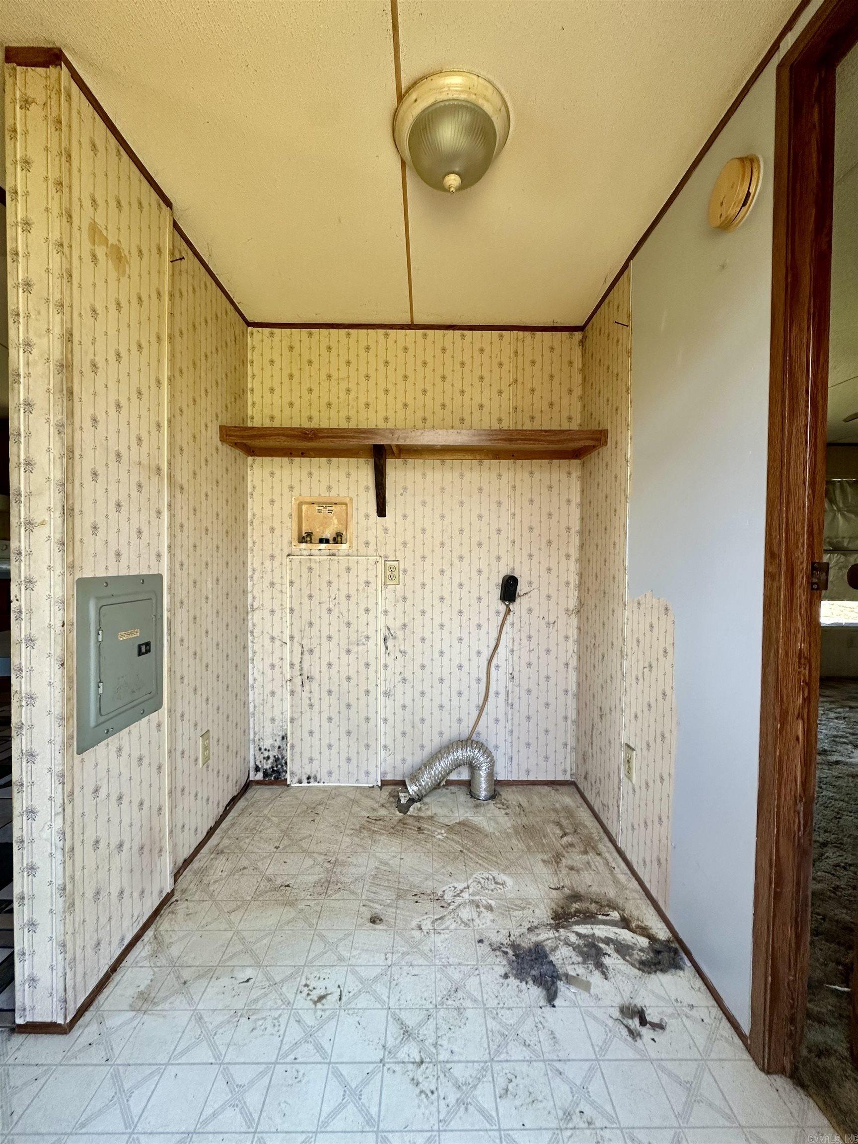 OAK RIDGE ADD TO COVE - Residential