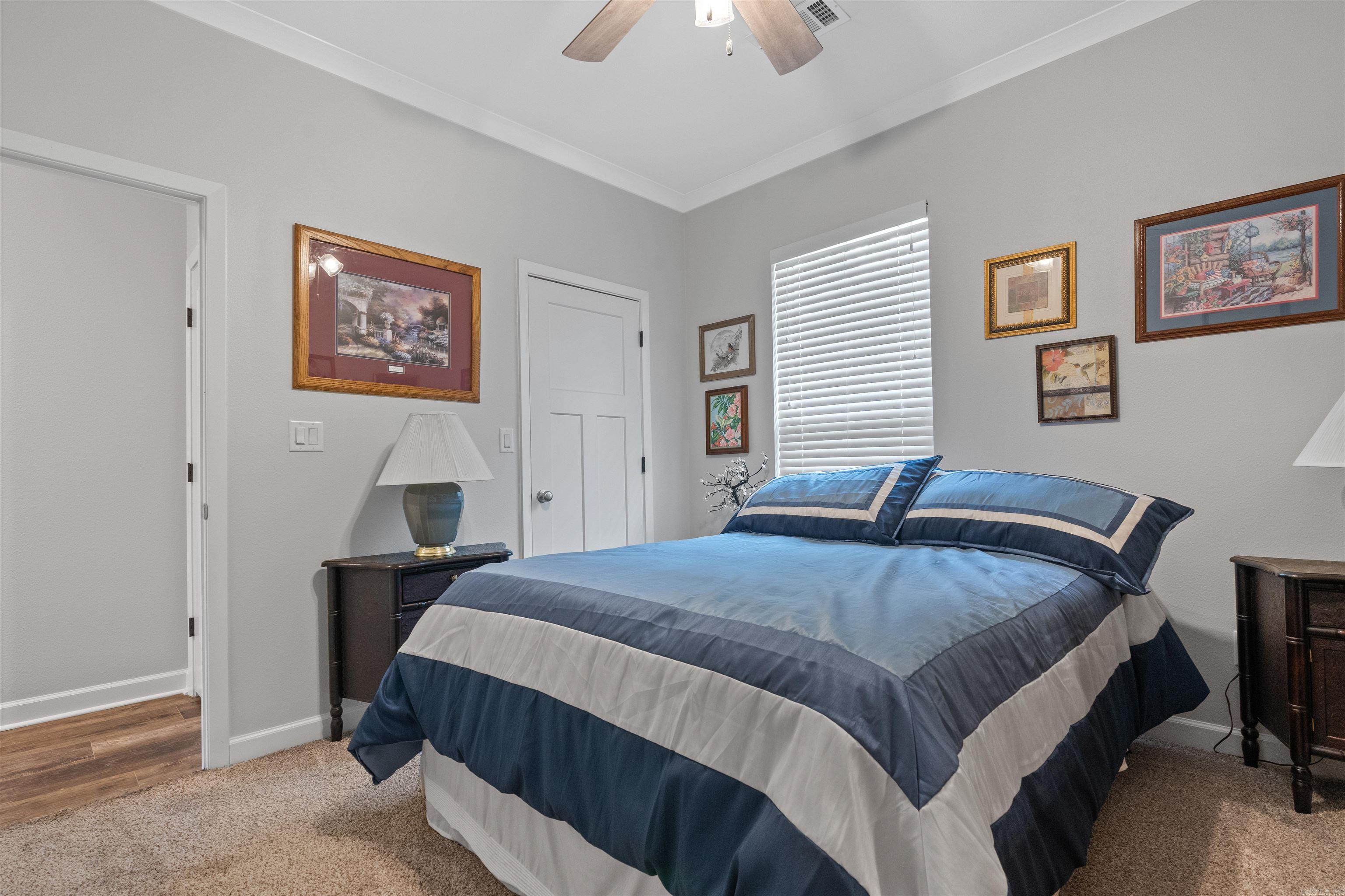 DAWSONS POINTE - Residential