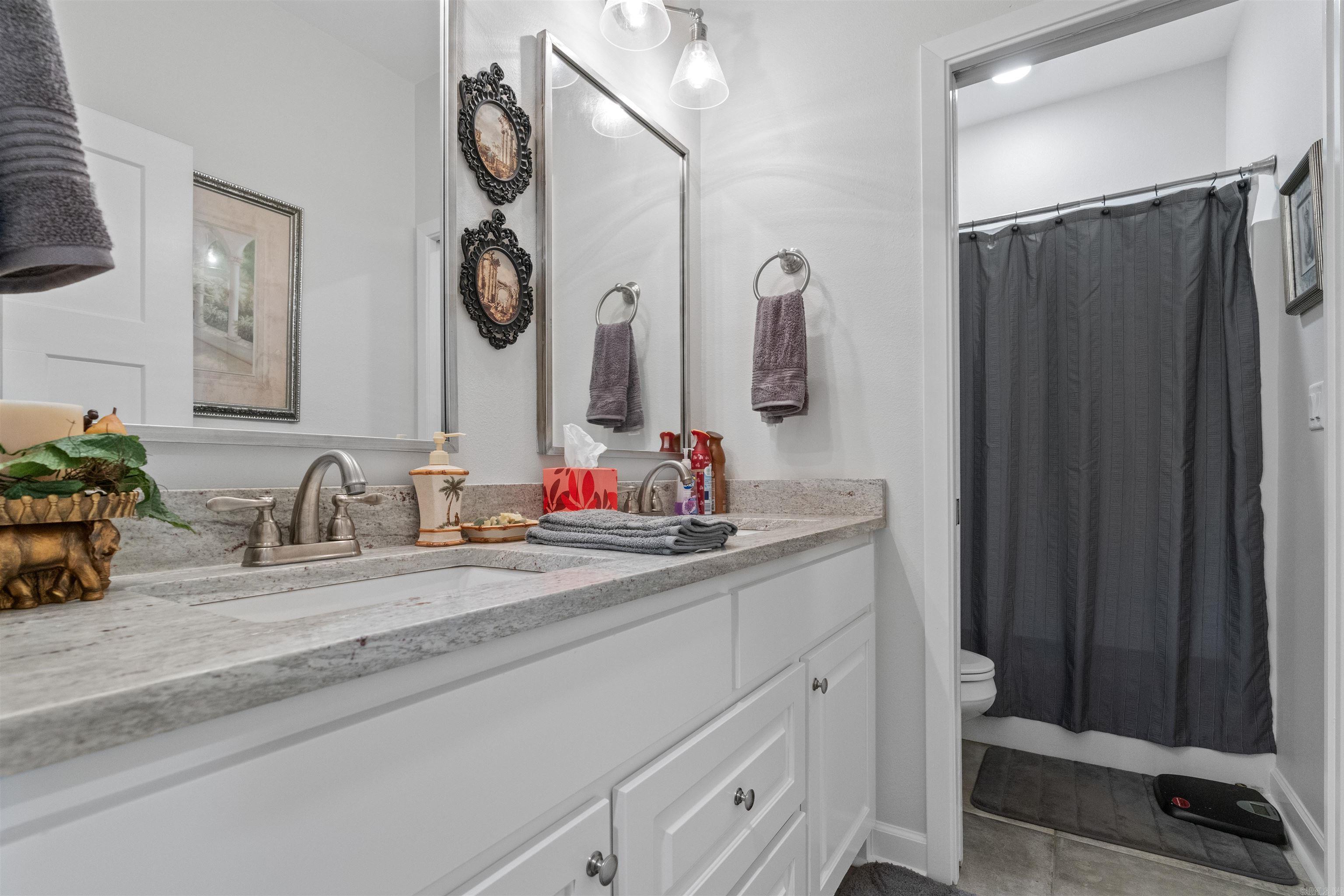 DAWSONS POINTE - Residential