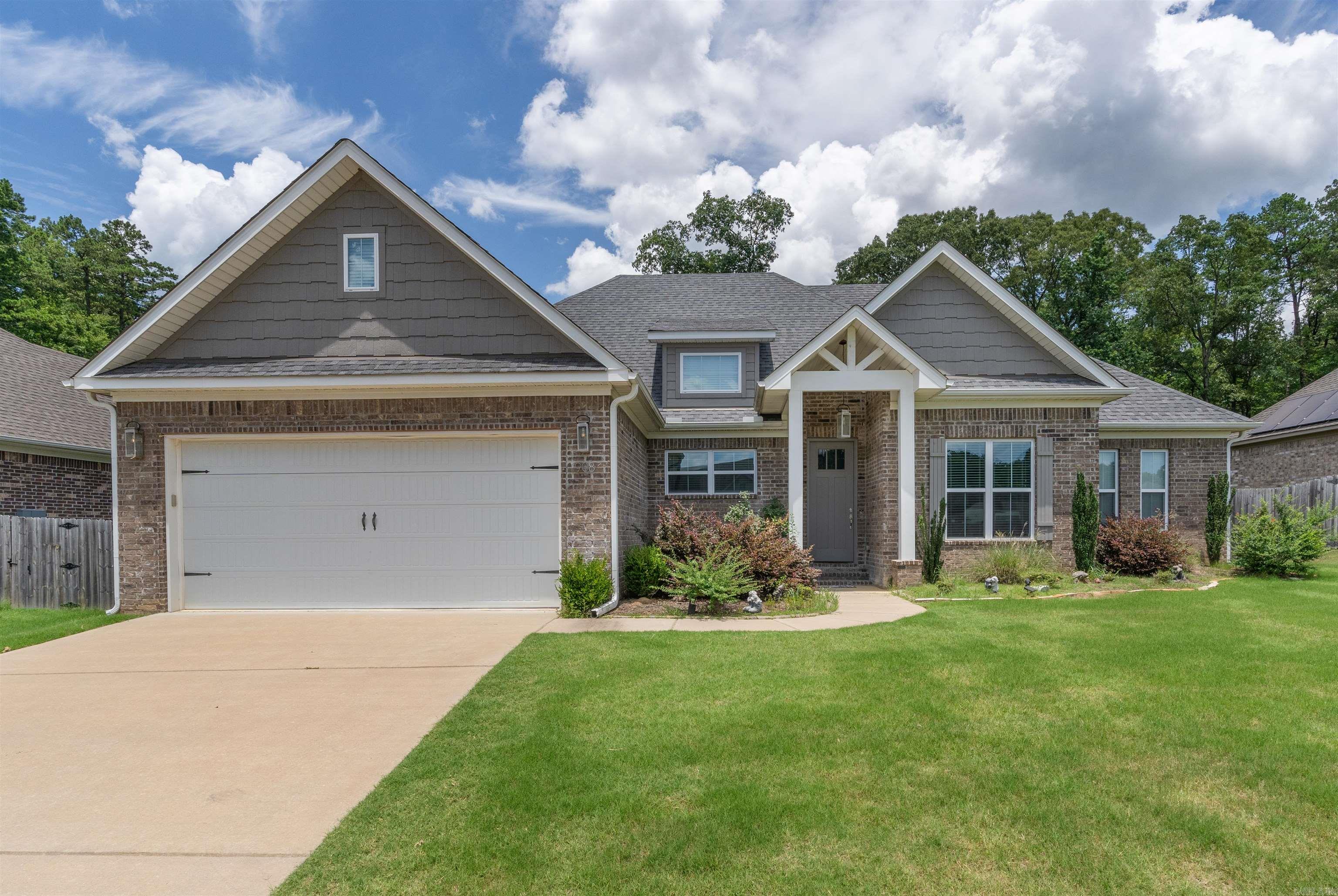 DAWSONS POINTE - Residential