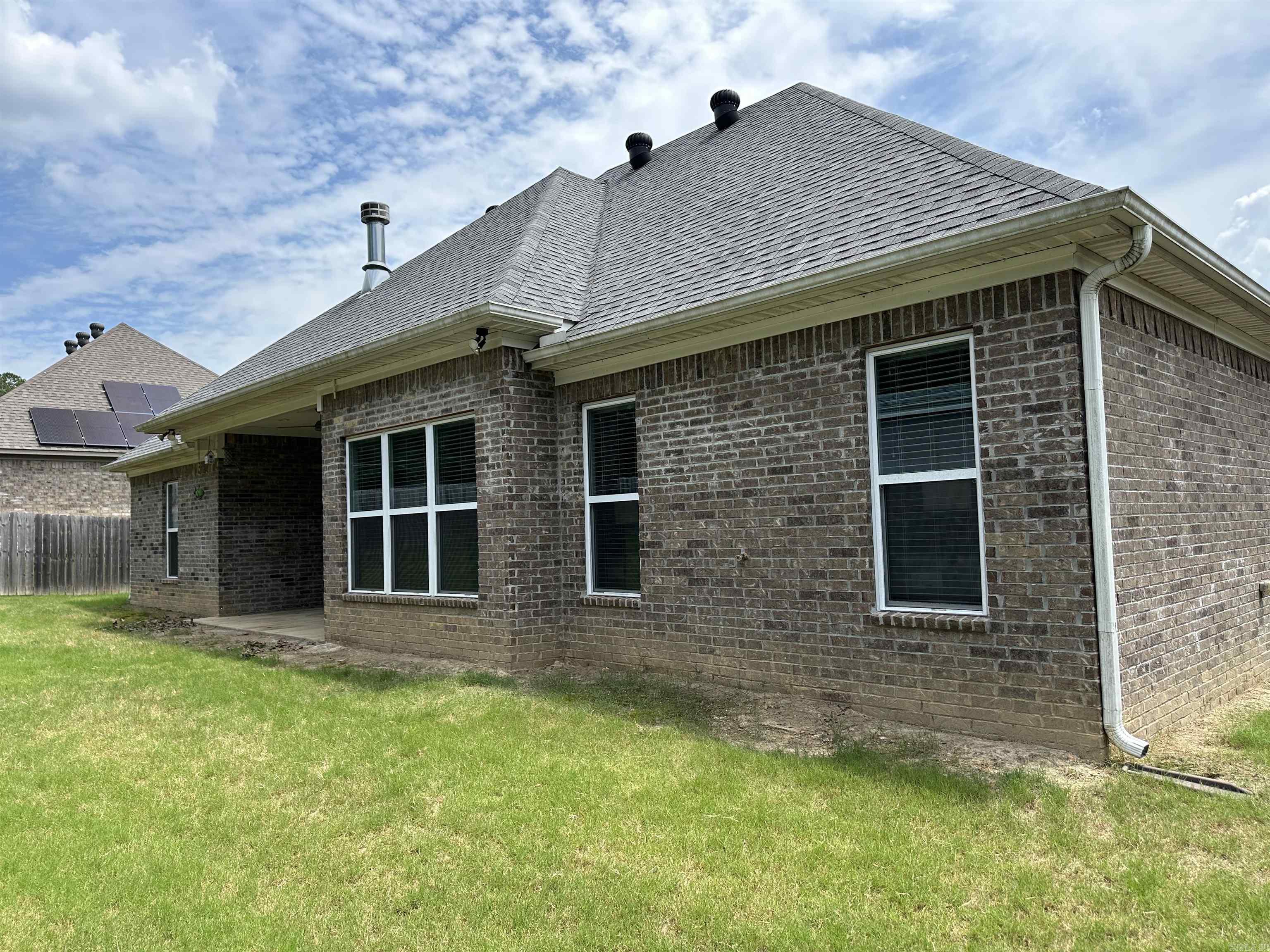 DAWSONS POINTE - Residential