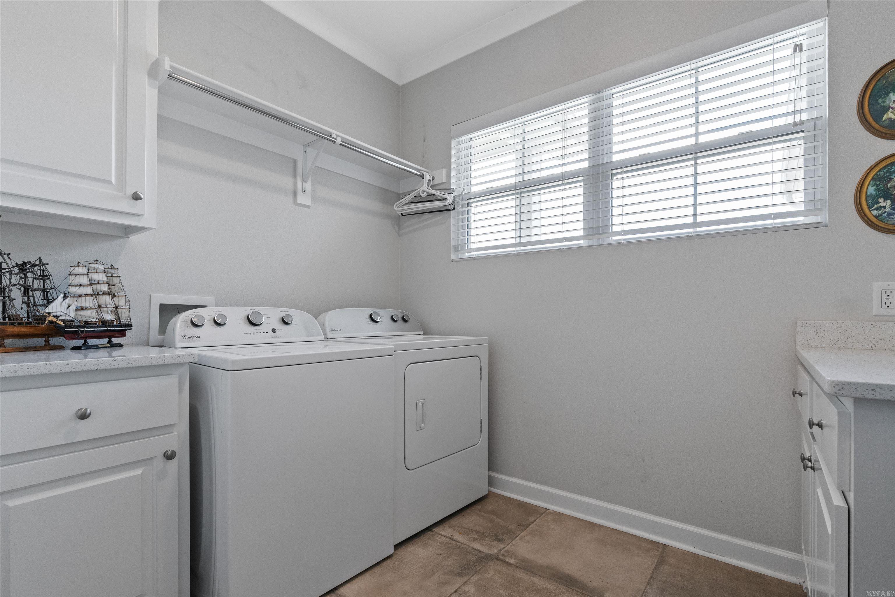 DAWSONS POINTE - Residential