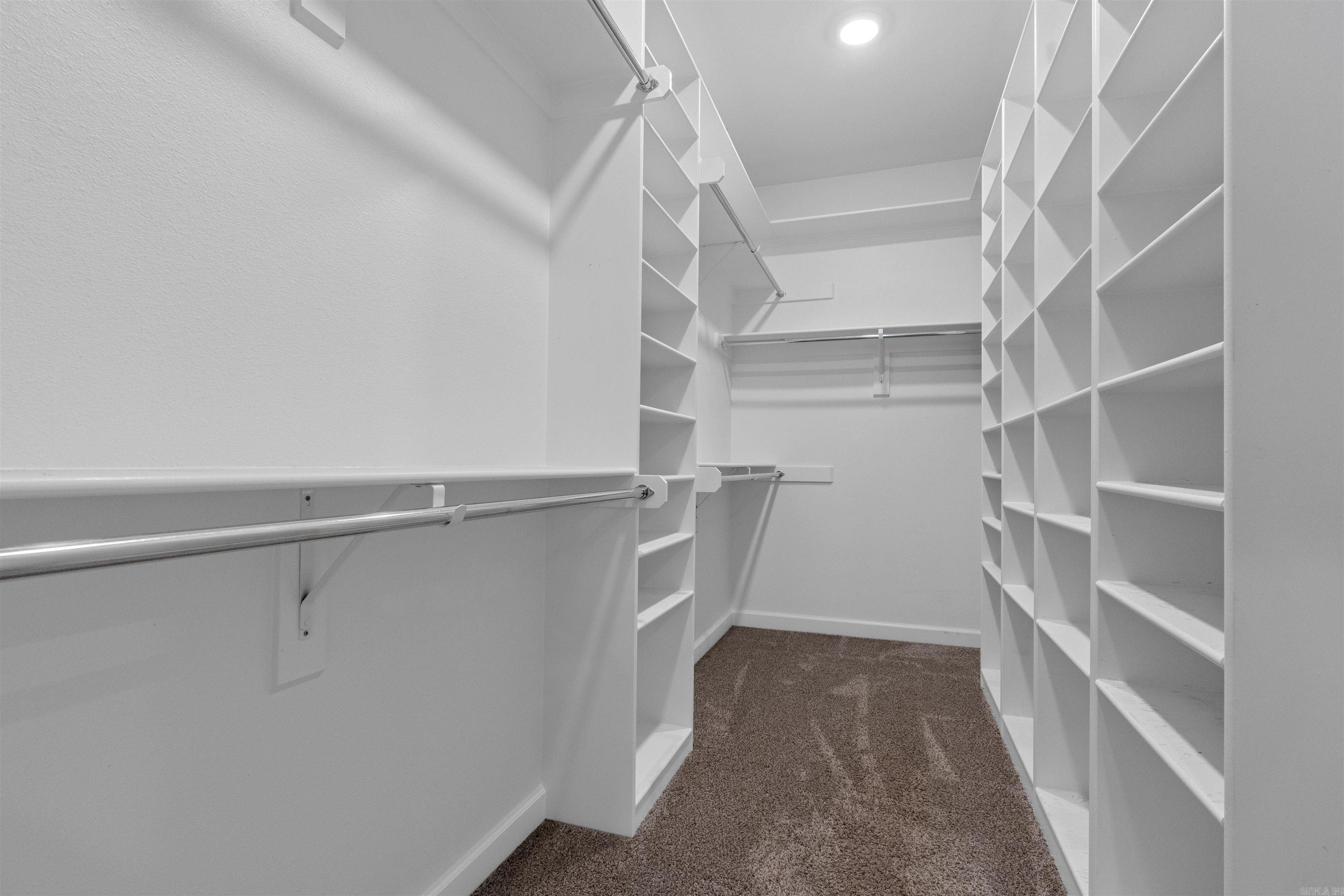 DAWSONS POINTE - Residential