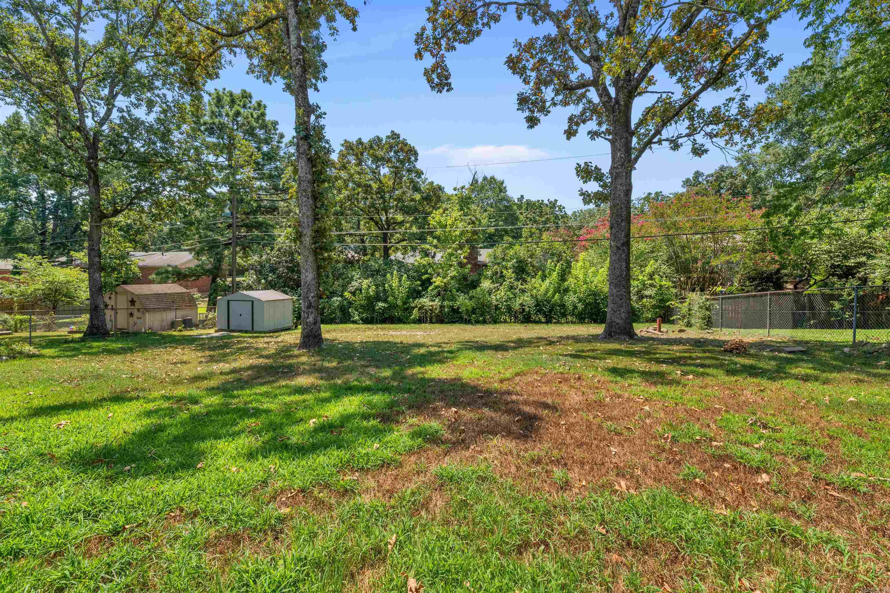 INDIAN HILLS - Residential