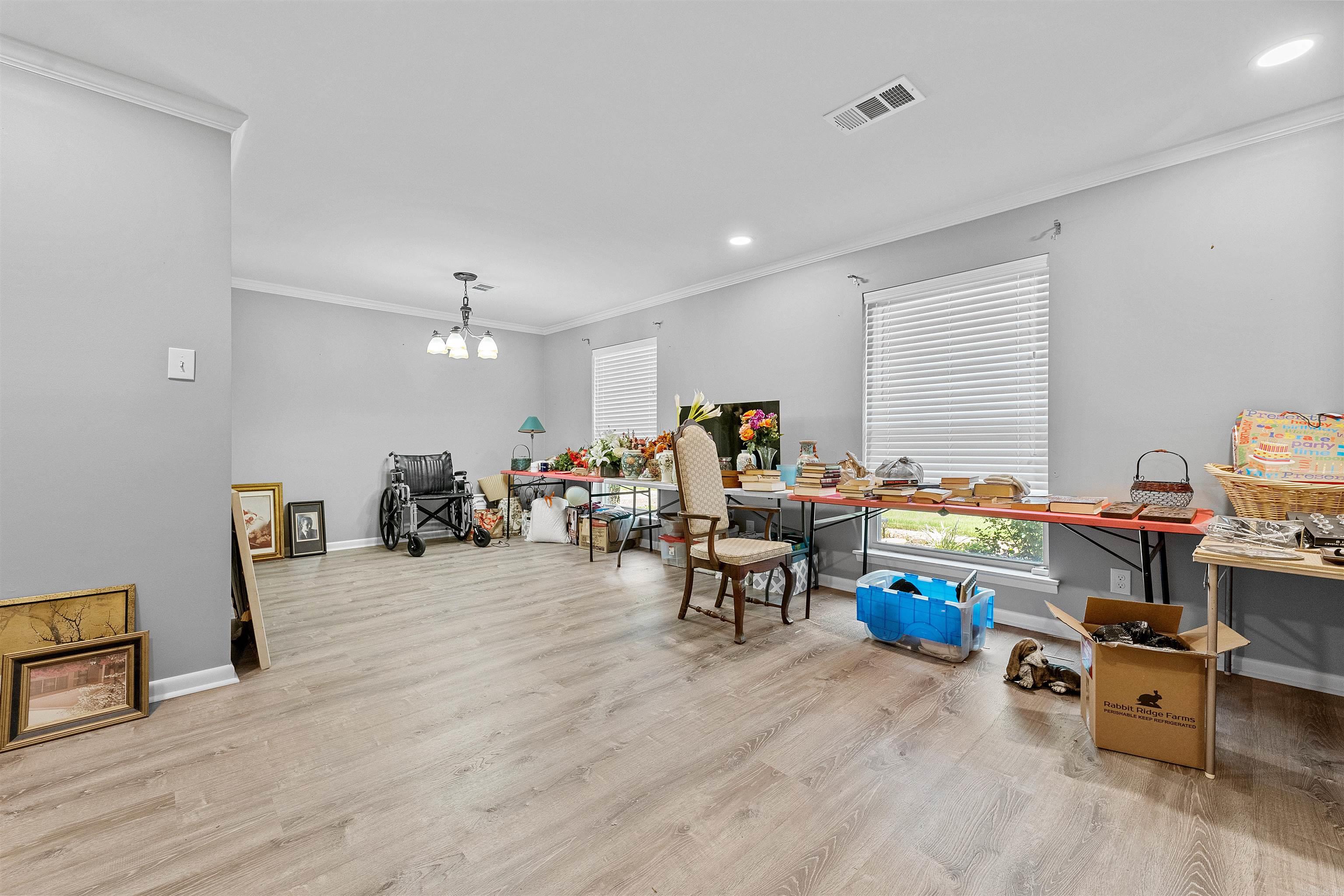 INDIAN HILLS - Residential