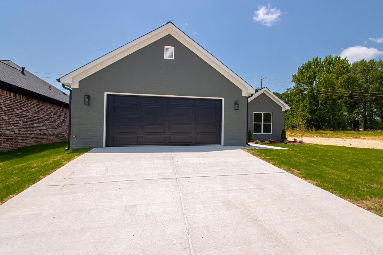 SPENCER CROSSING LLC - Residential