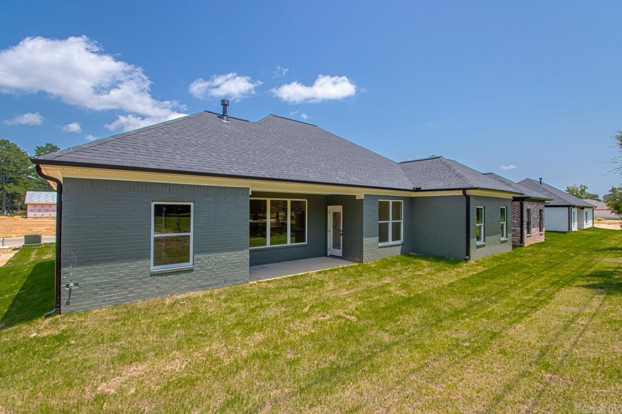 SPENCER CROSSING LLC - Residential