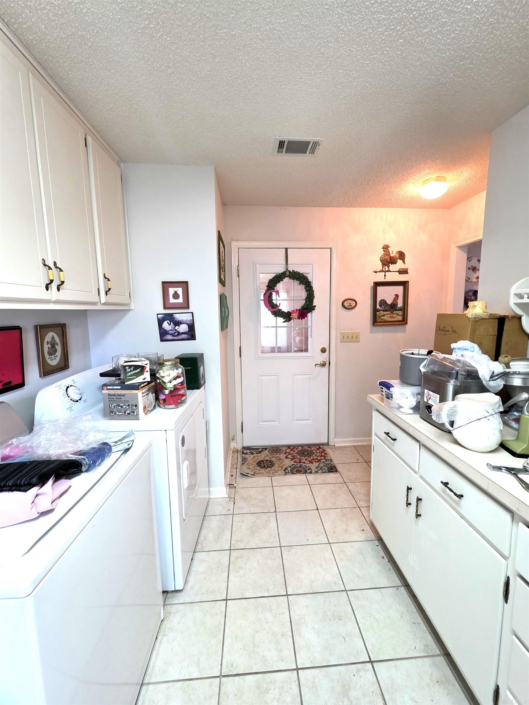 WINDSOR PLACE - Residential