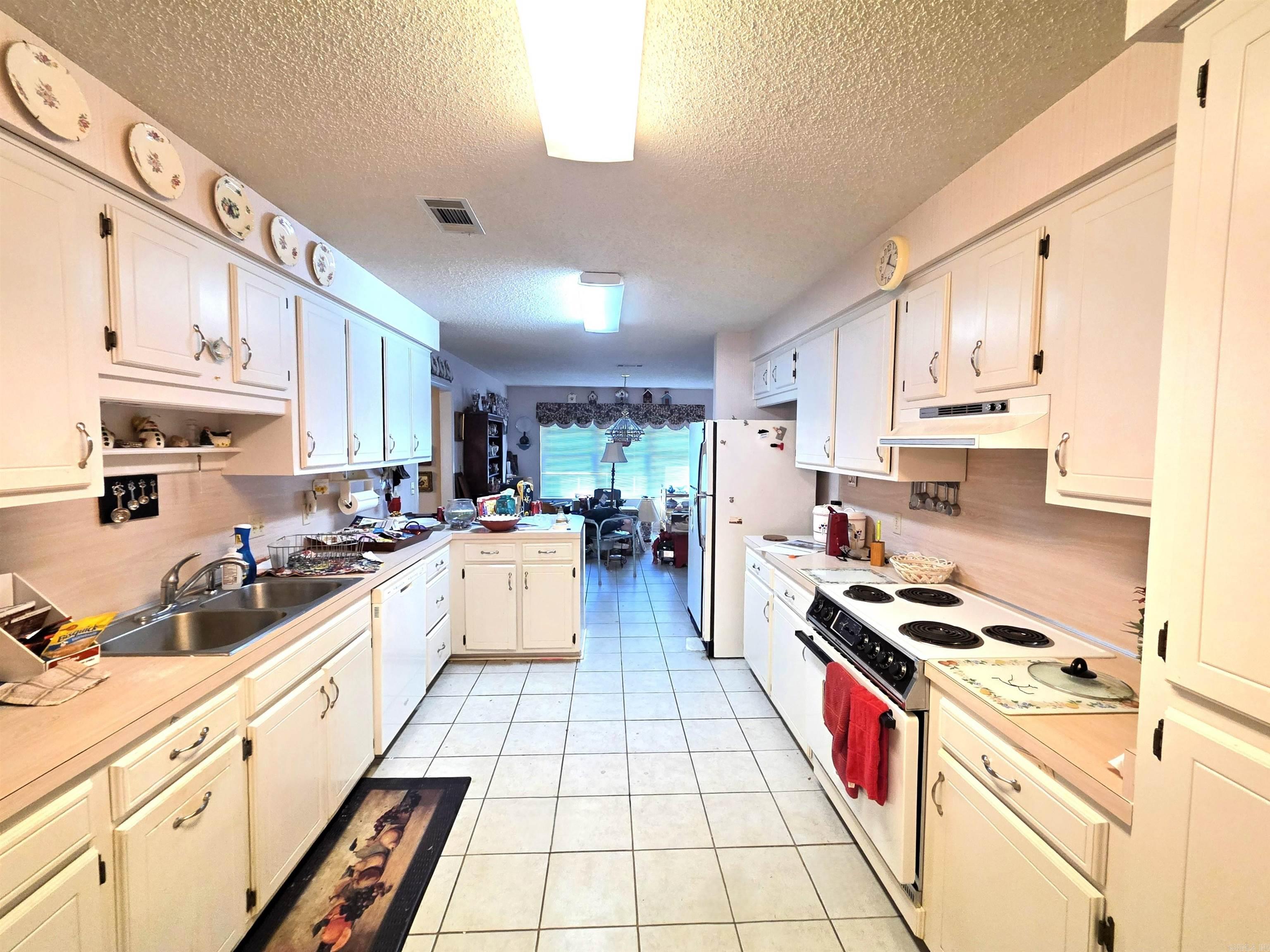 WINDSOR PLACE - Residential