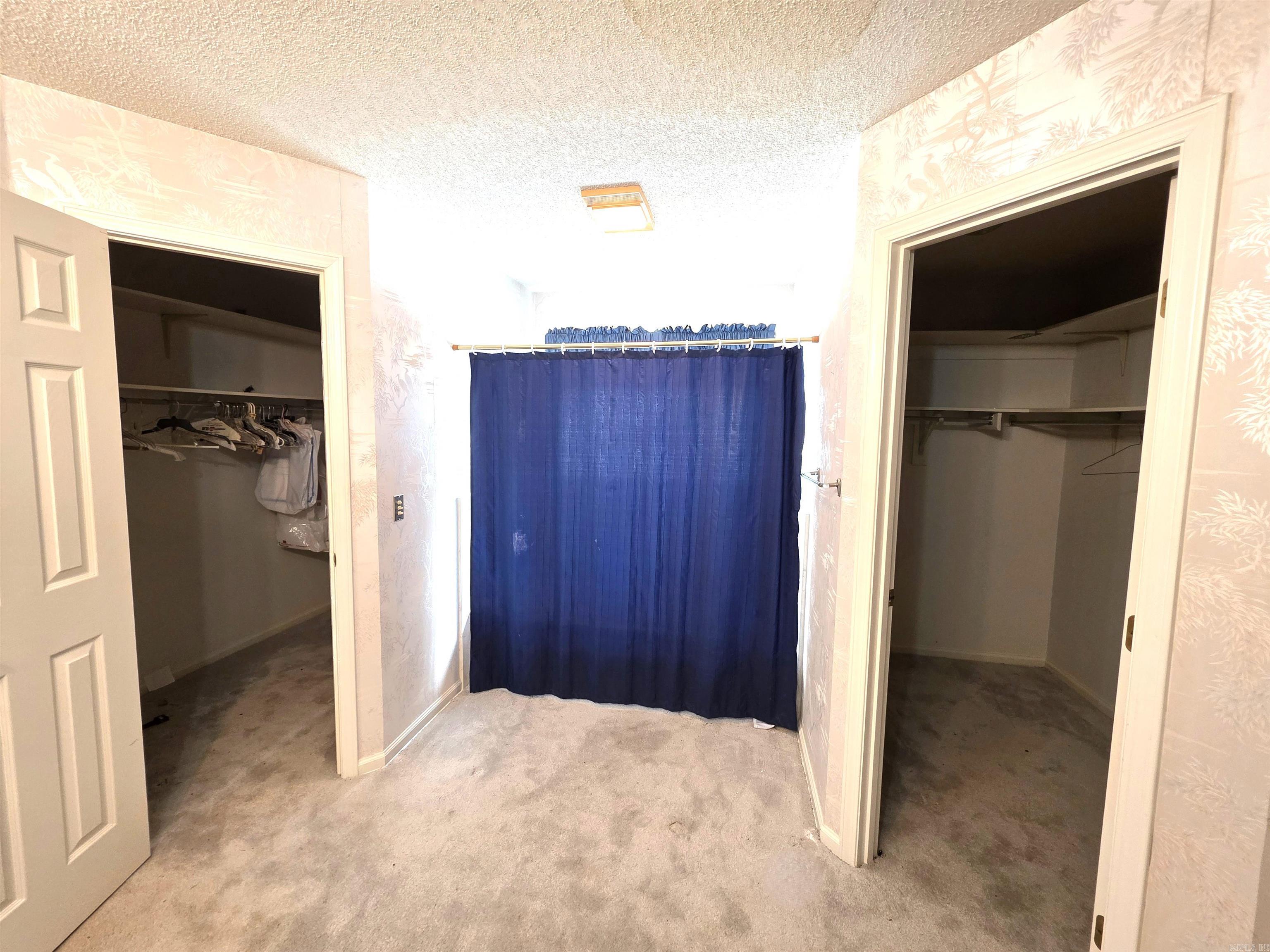 WINDSOR PLACE - Residential