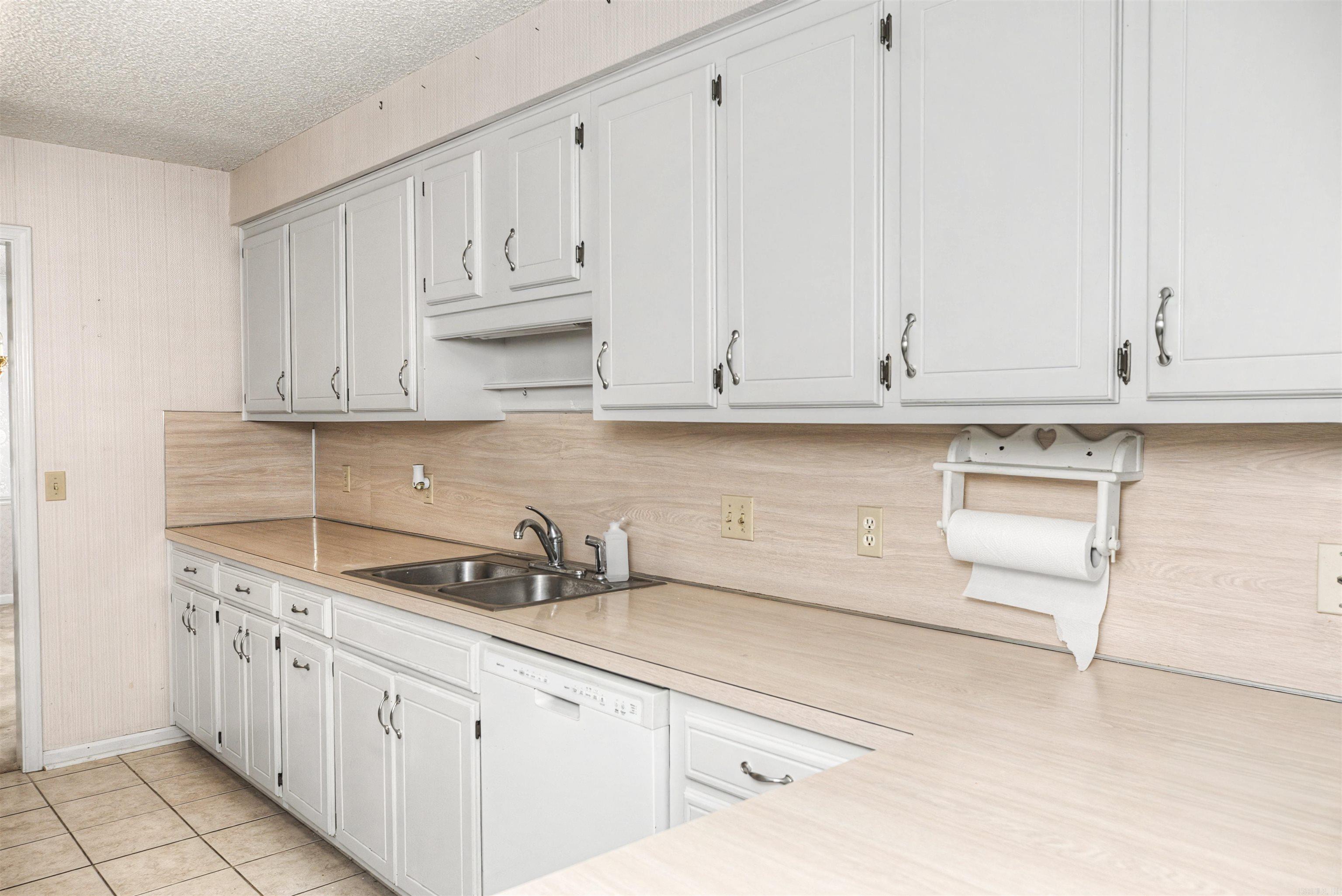 WINDSOR PLACE - Residential