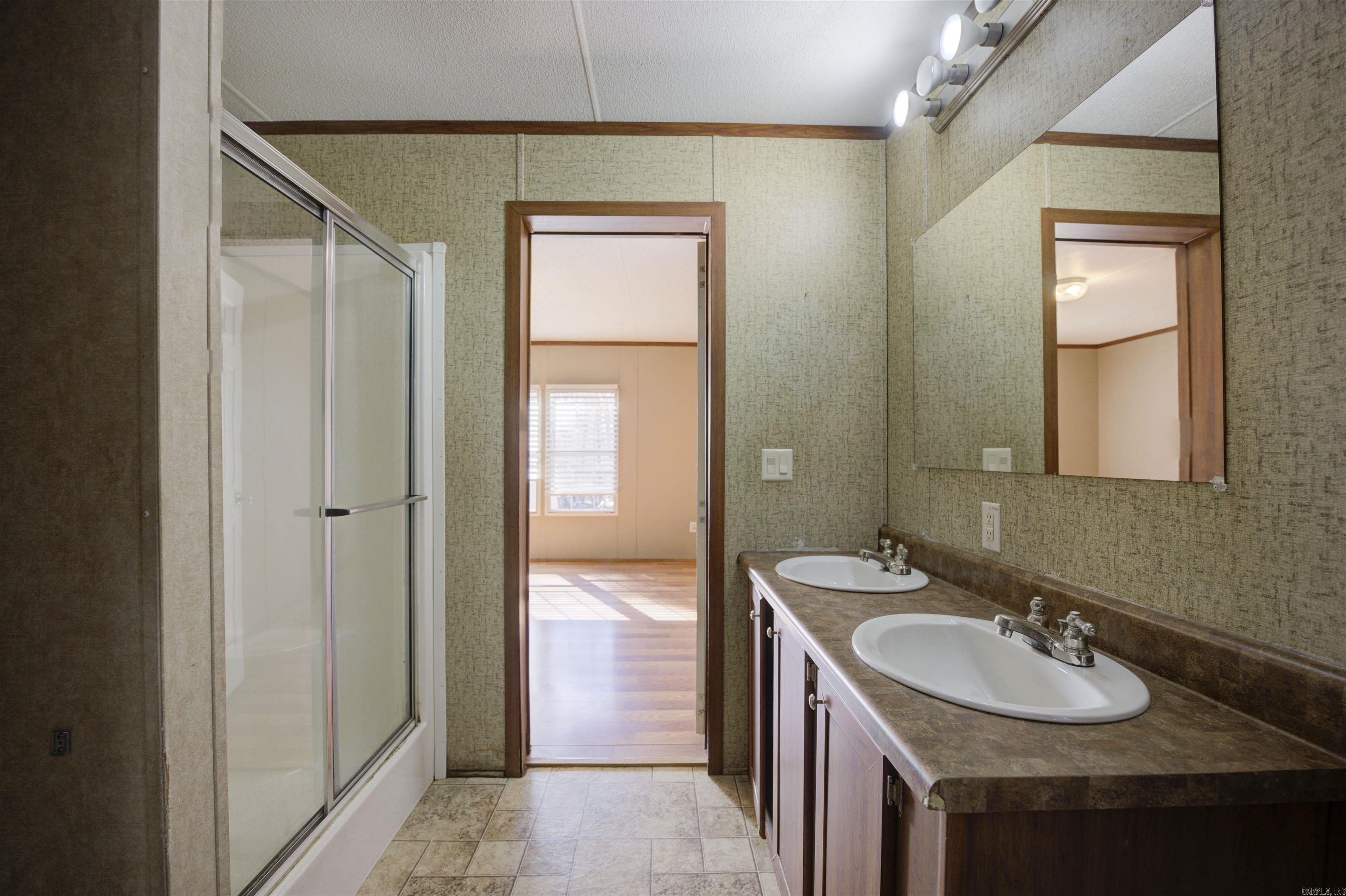 Saline - Residential