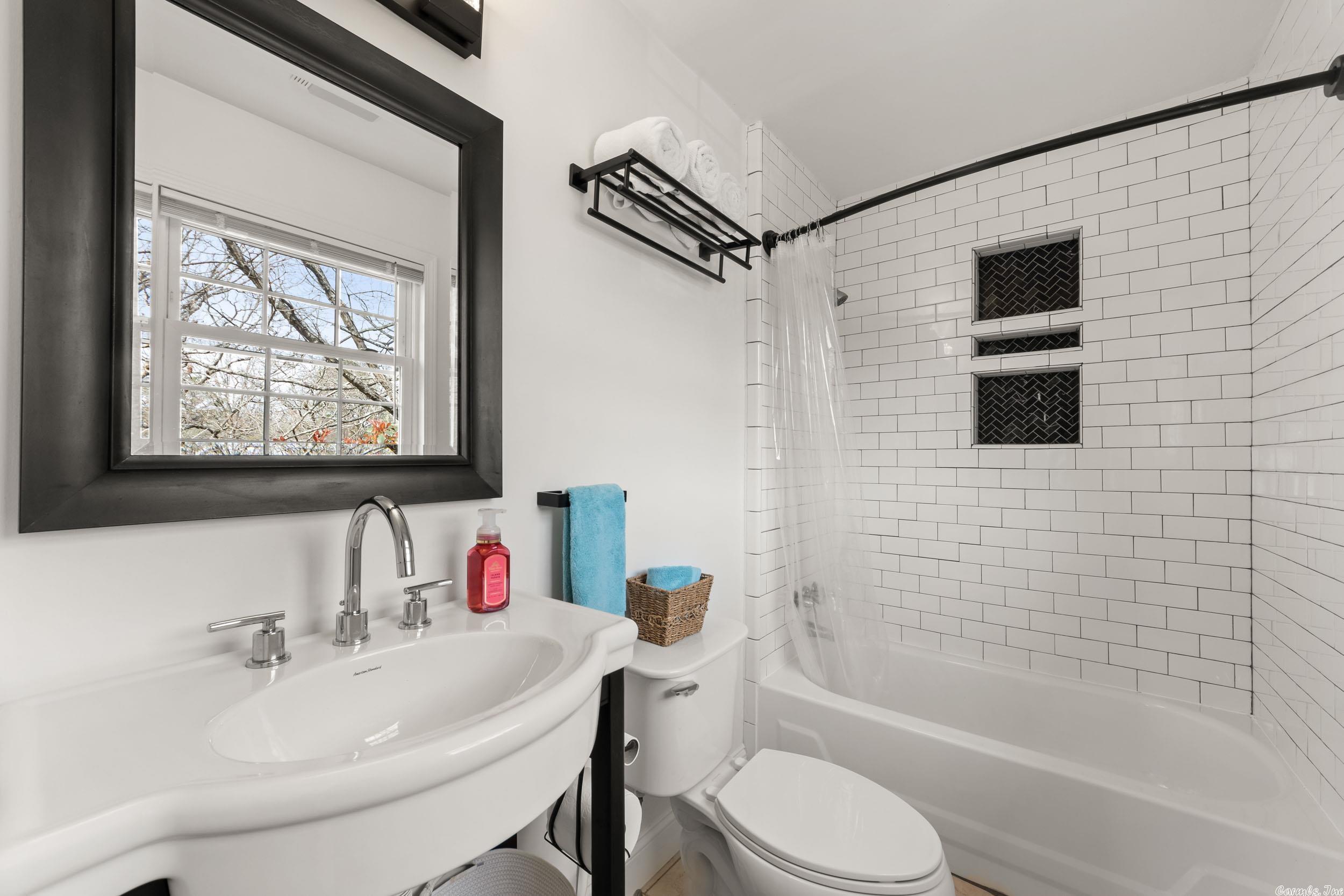 ECHO VALLEY - Residential