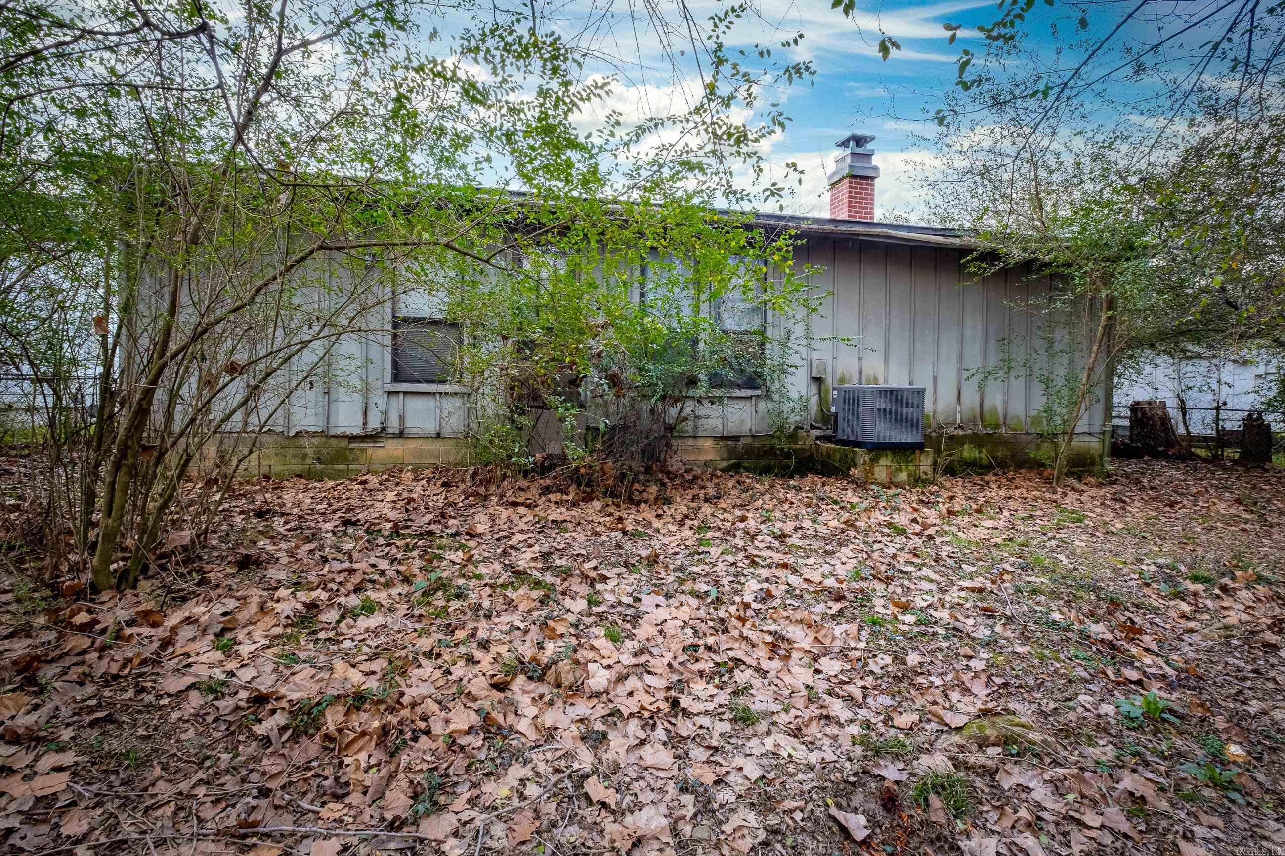 MEADOW LARK - Residential