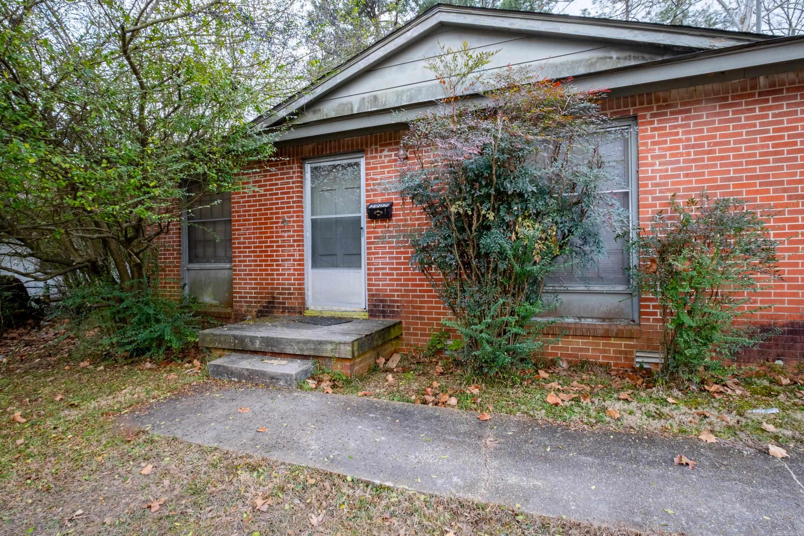 MEADOW LARK - Residential