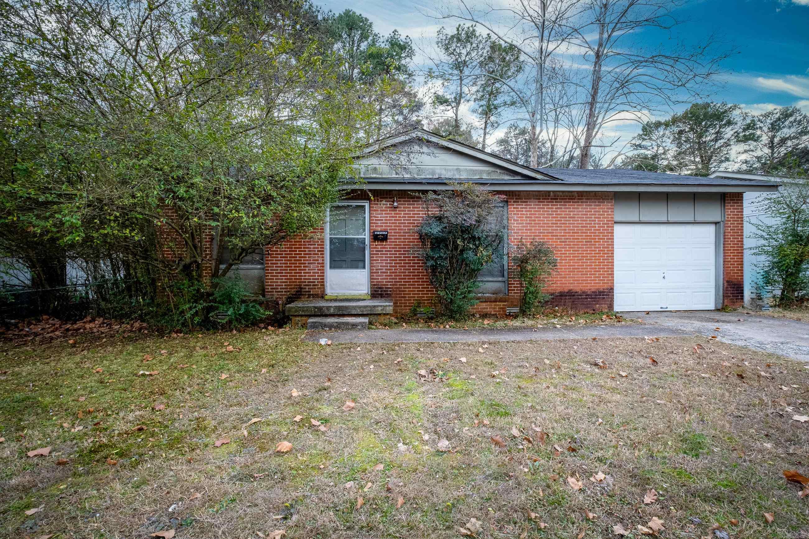 MEADOW LARK - Residential