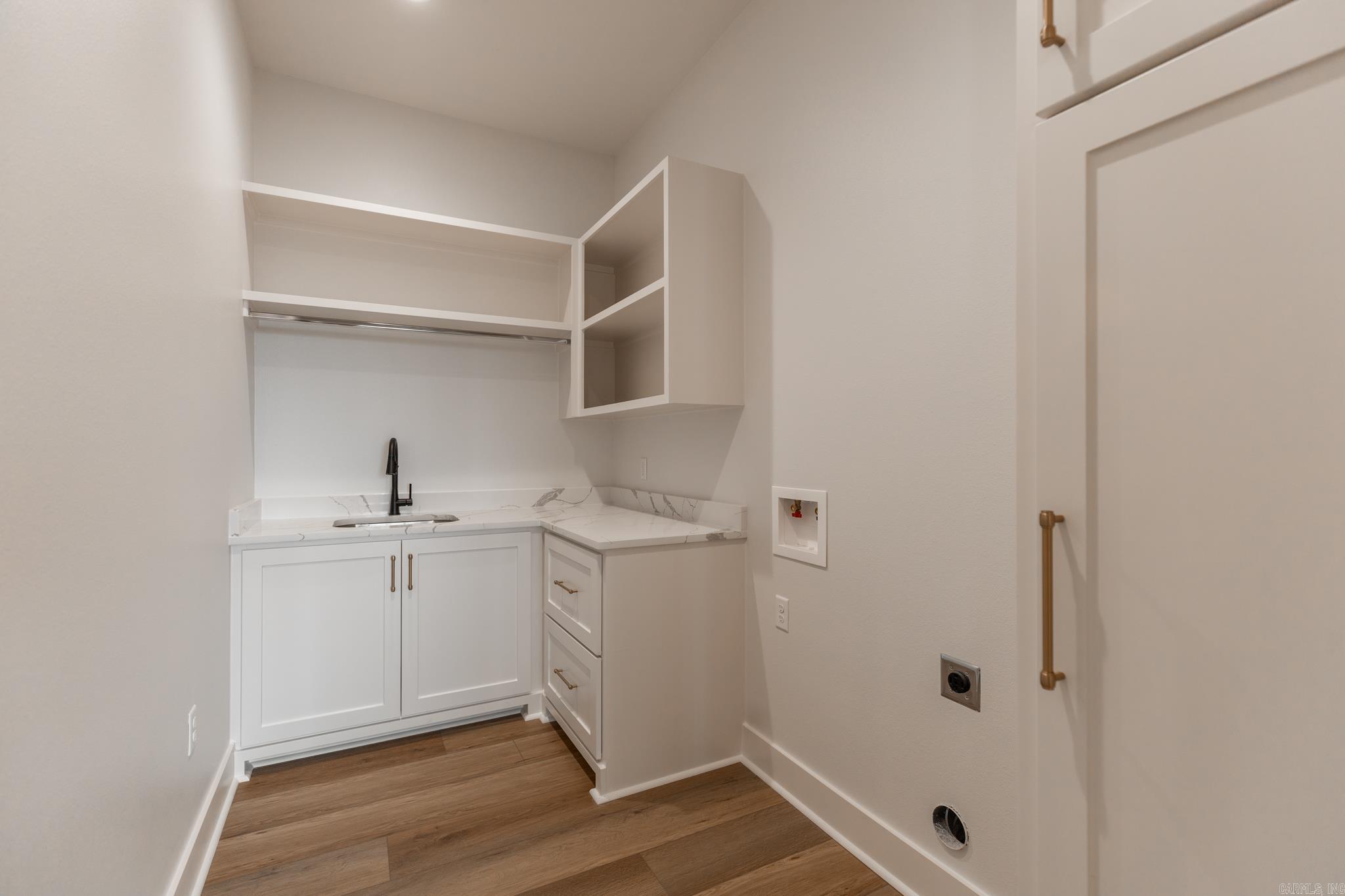 LAKEVIEW WEST - Residential