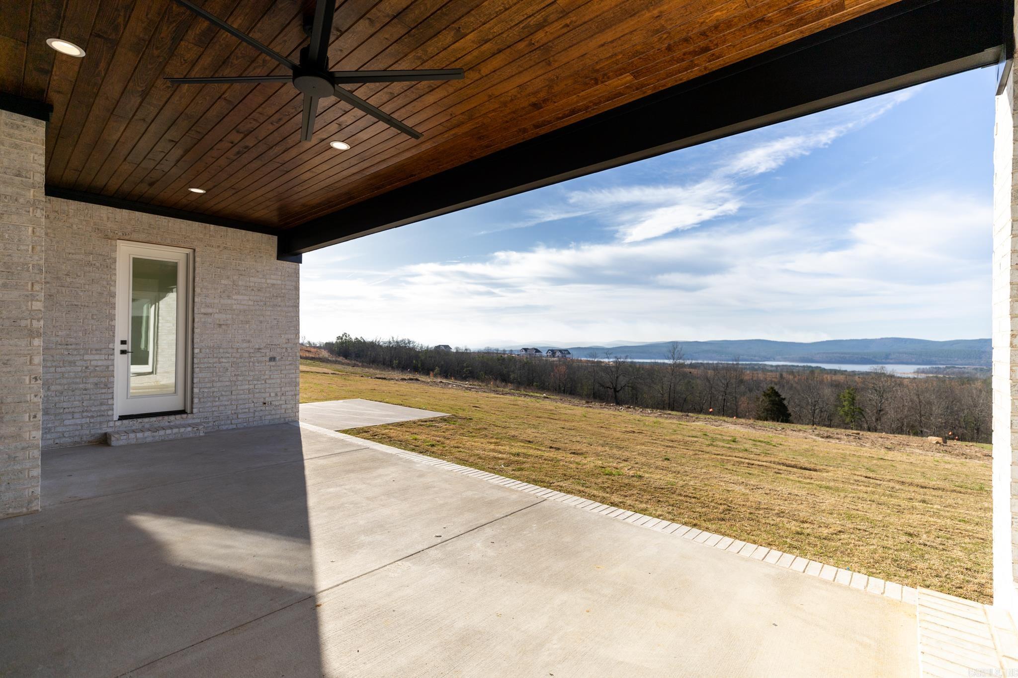 LAKEVIEW WEST - Residential