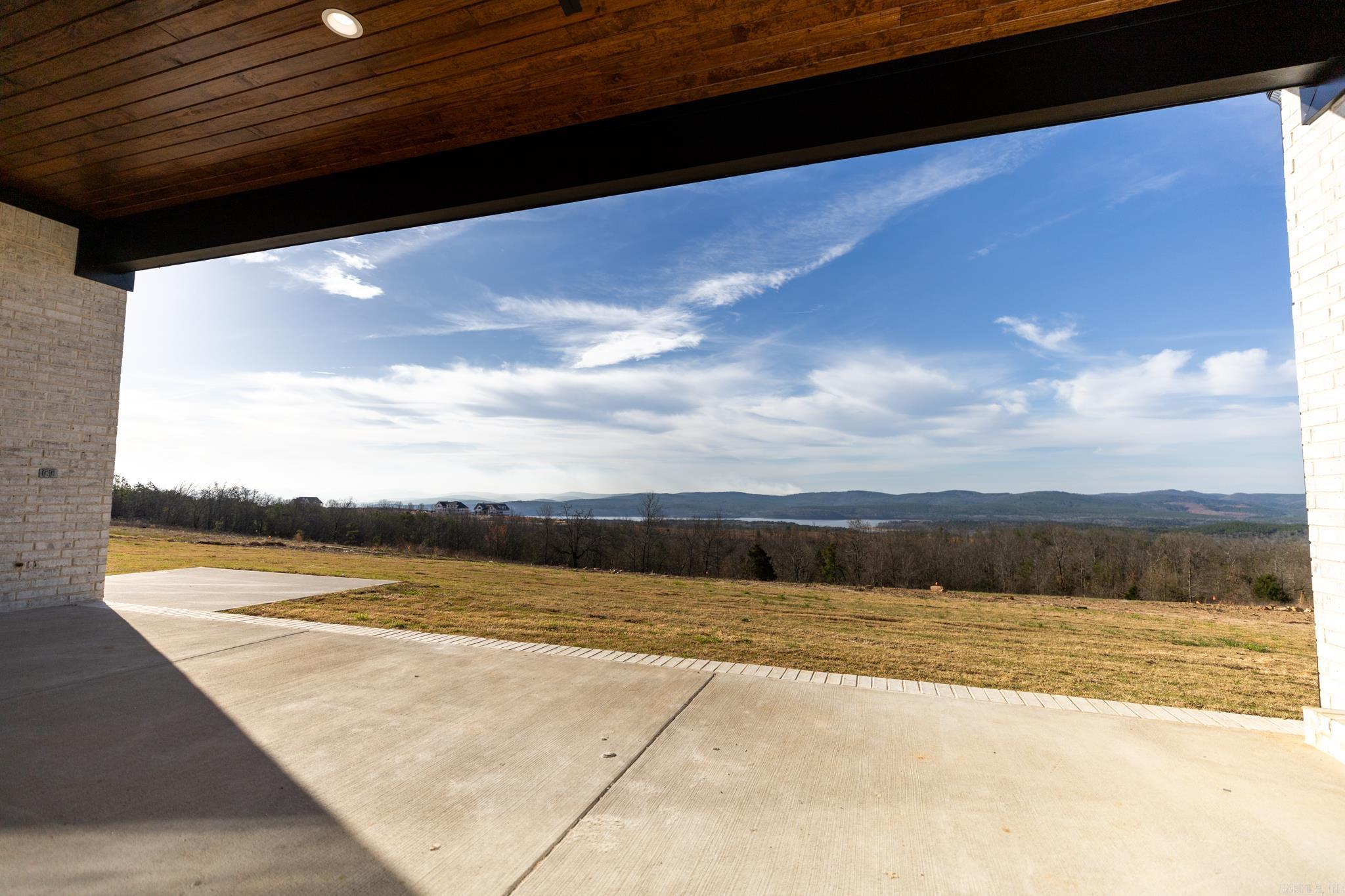 LAKEVIEW WEST - Residential