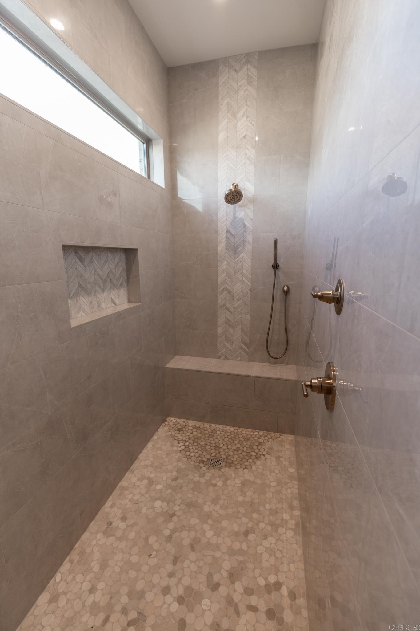 LAKEVIEW WEST - Residential