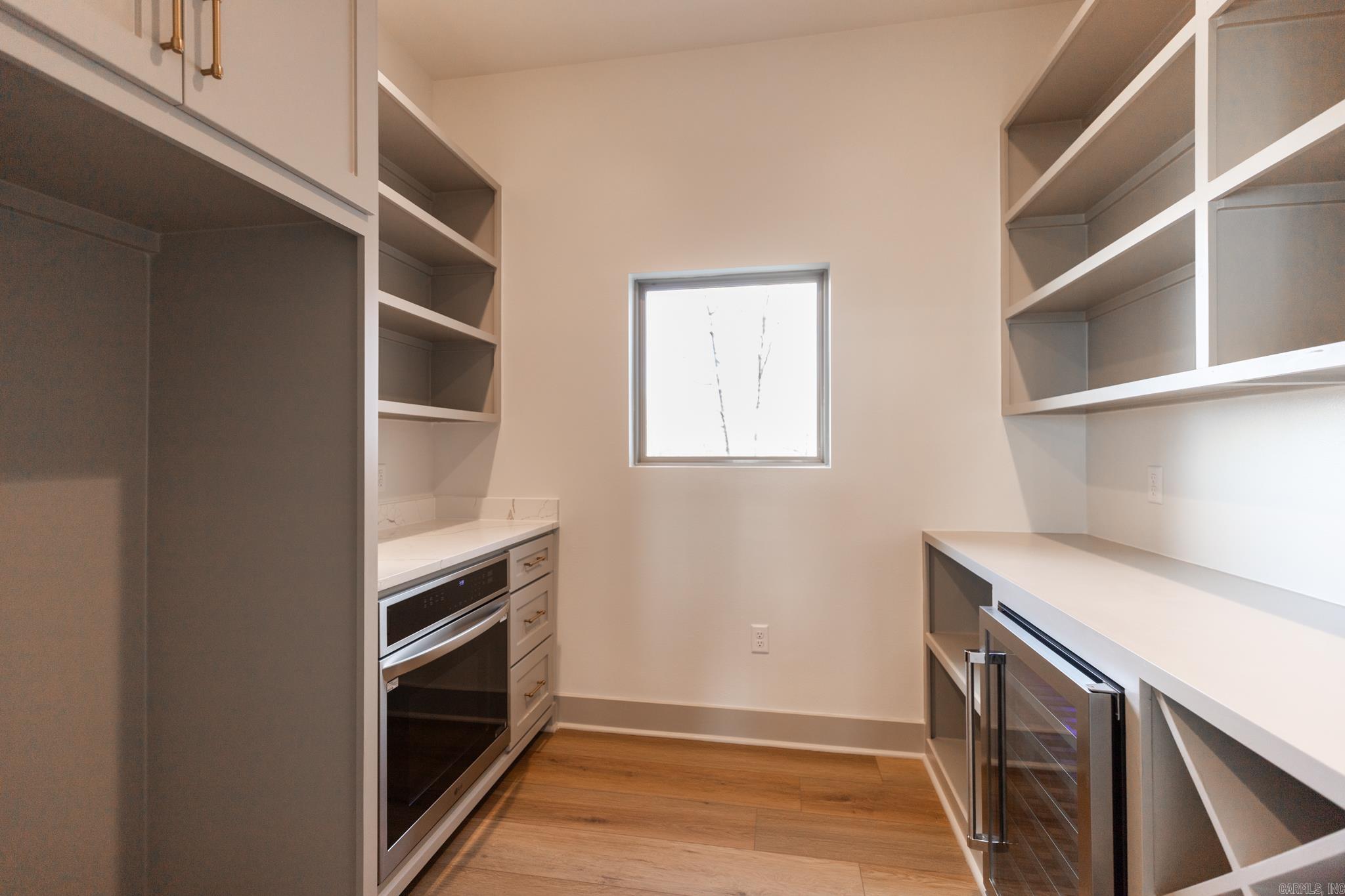 LAKEVIEW WEST - Residential