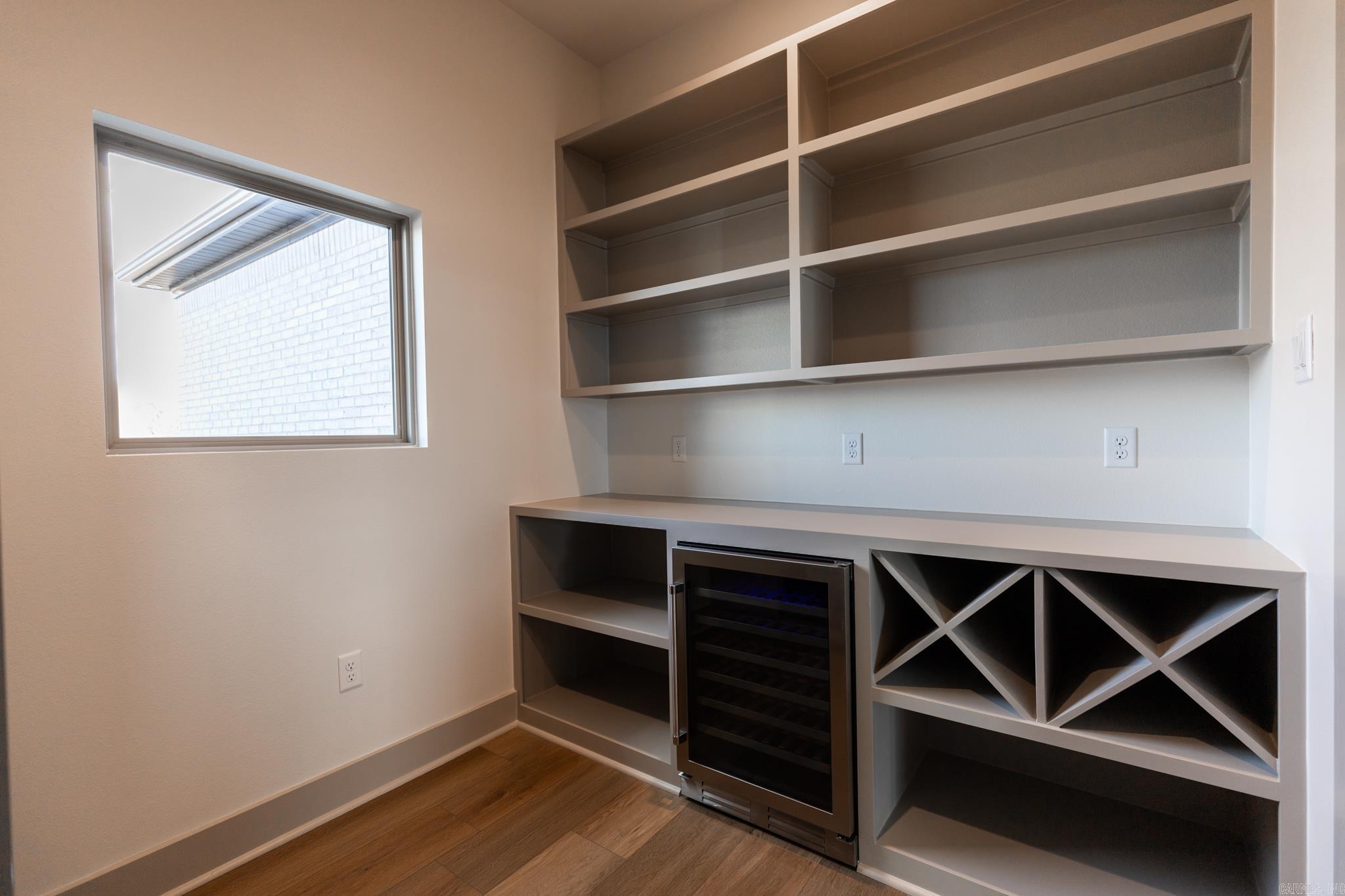 LAKEVIEW WEST - Residential