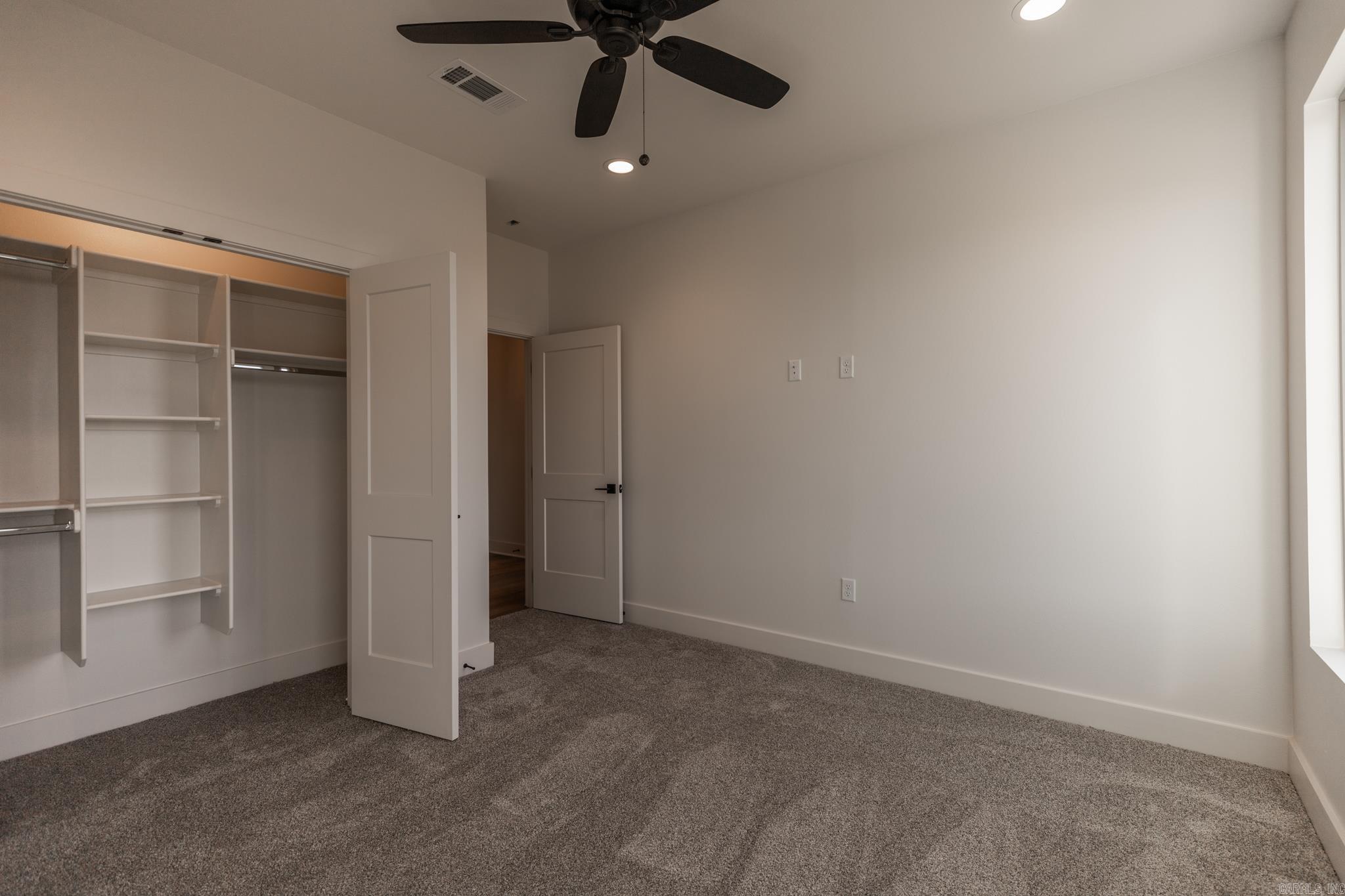 LAKEVIEW WEST - Residential