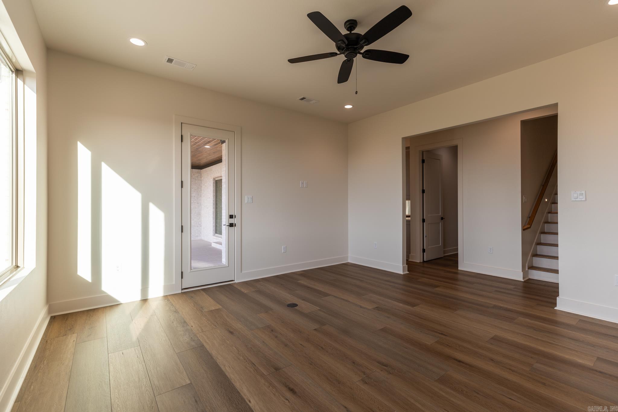 LAKEVIEW WEST - Residential