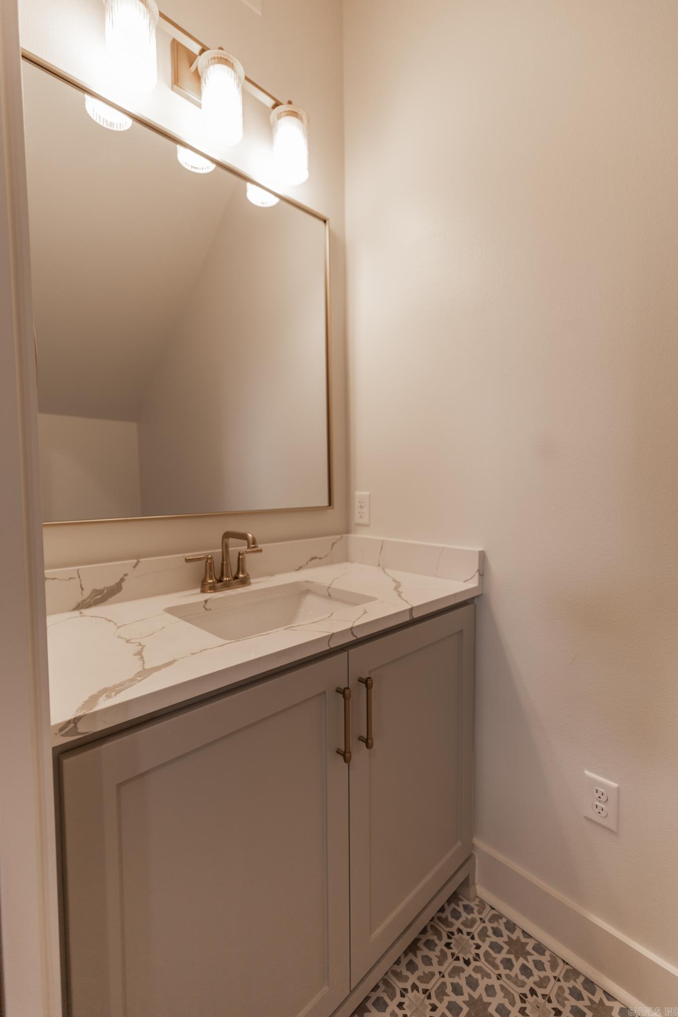 LAKEVIEW WEST - Residential