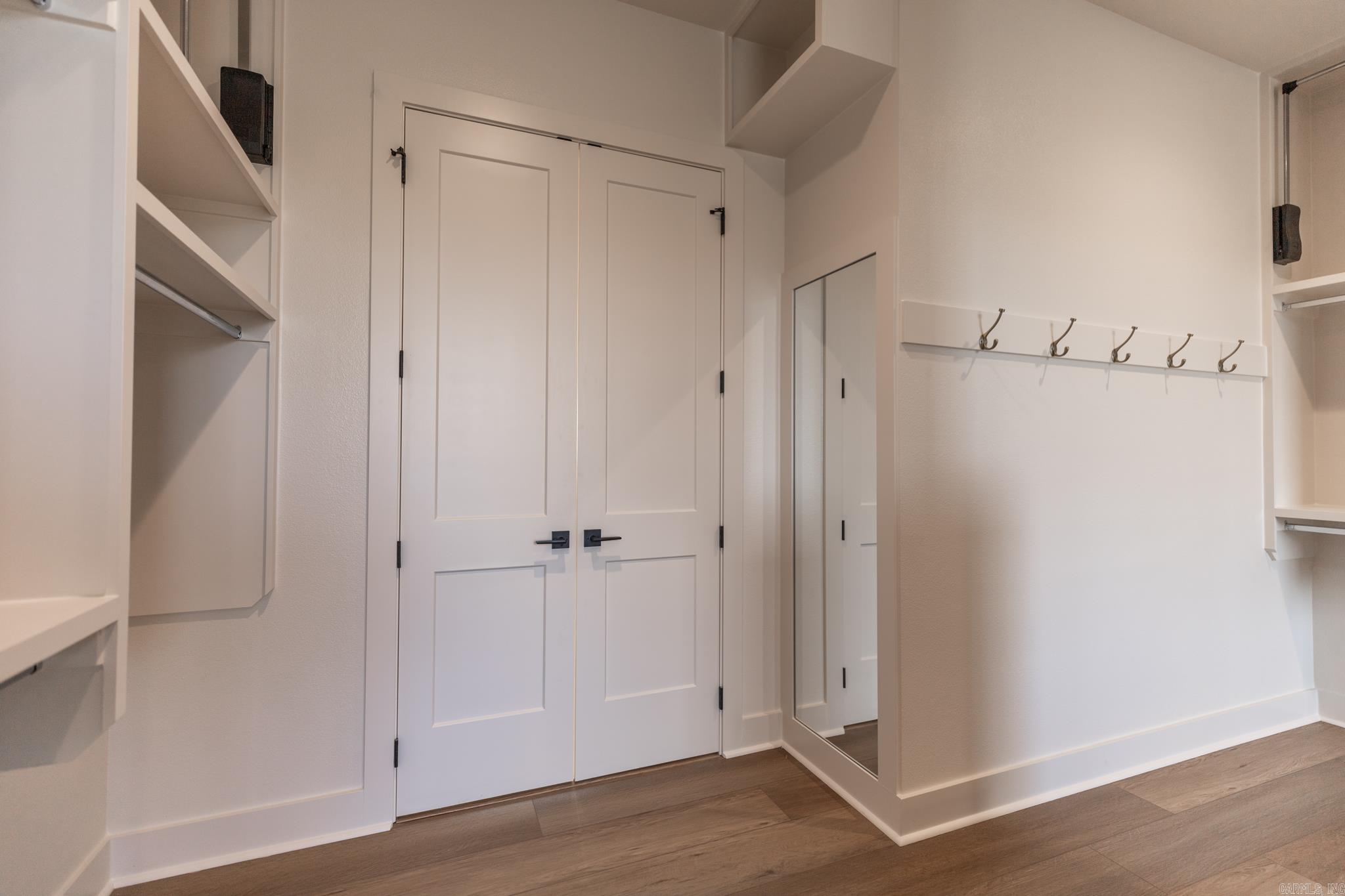 LAKEVIEW WEST - Residential